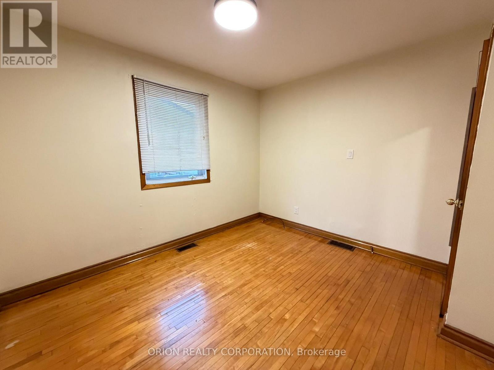 3 Romar Crescent, Toronto, Ontario  M6B 1R7 - Photo 29 - W13650564