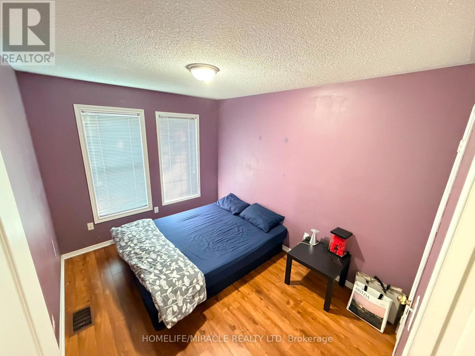 9 Farthingale Crescent, Brampton, Ontario L7A 1R3 - Photo 13 - W13647742