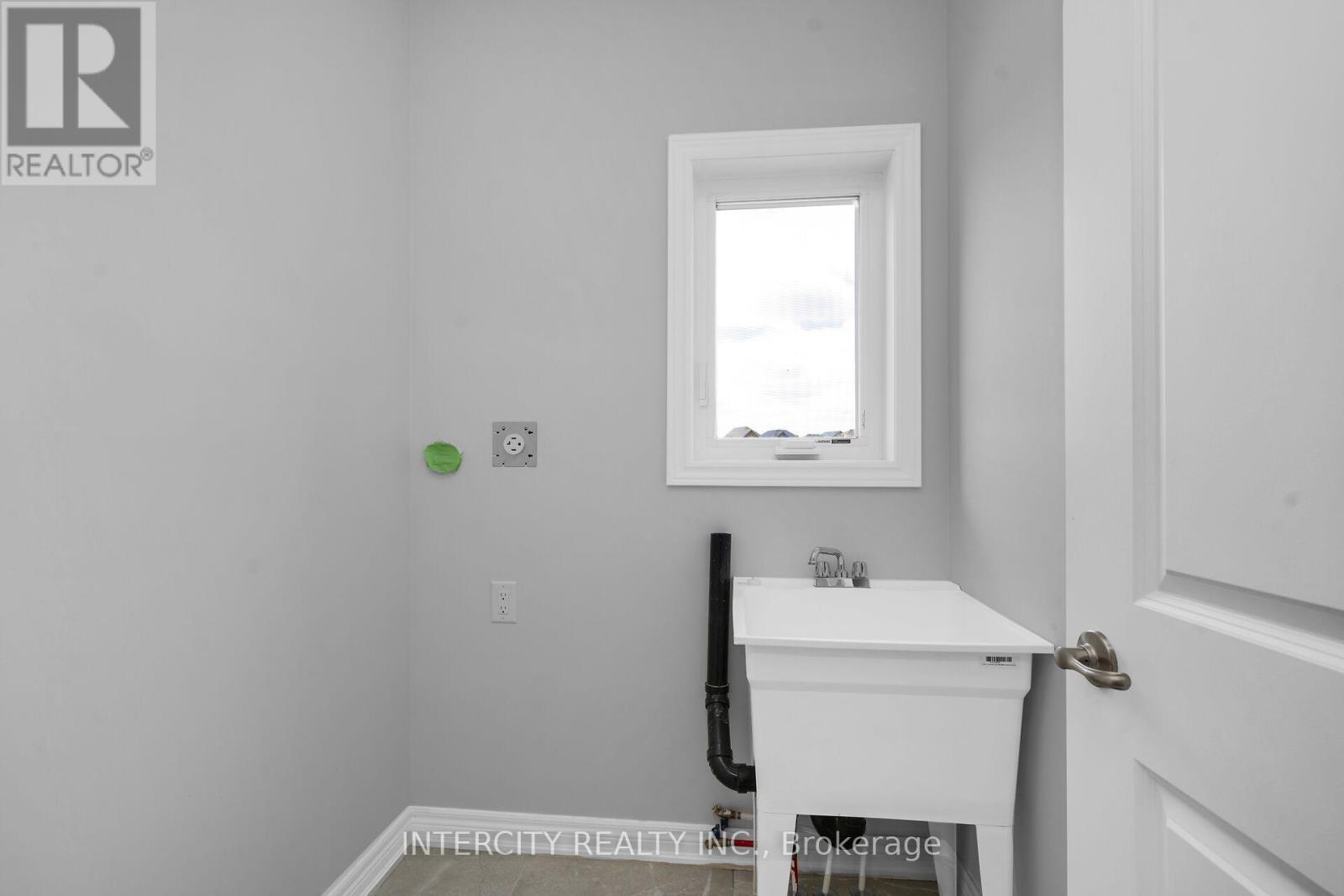 Th 26 - Blk 6 Sunbird Way, Halton Hills, Ontario  X0X 0X0 - Photo 39 - W10420915