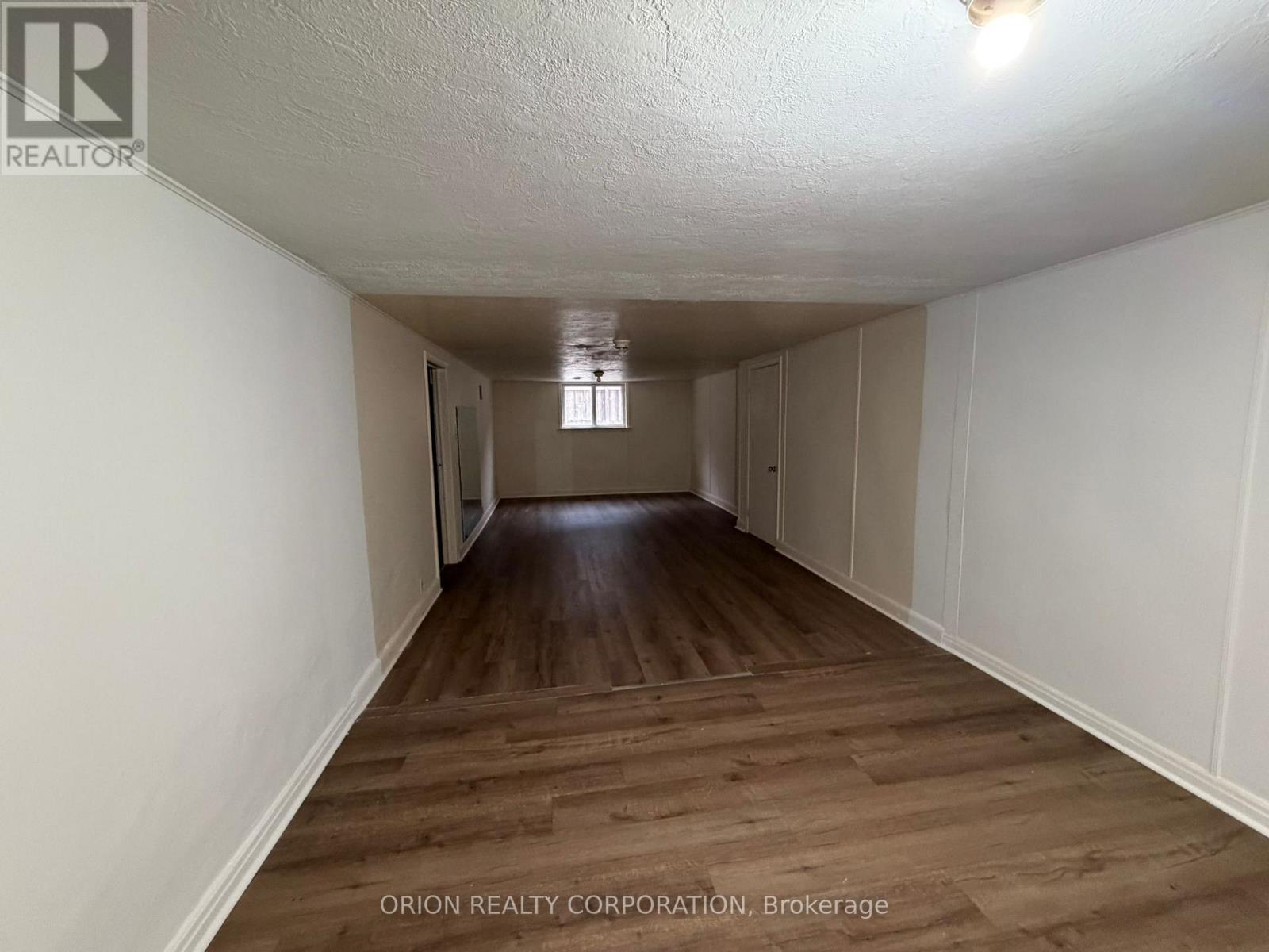 3 Romar Crescent, Toronto, Ontario  M6B 1R7 - Photo 35 - W13650564