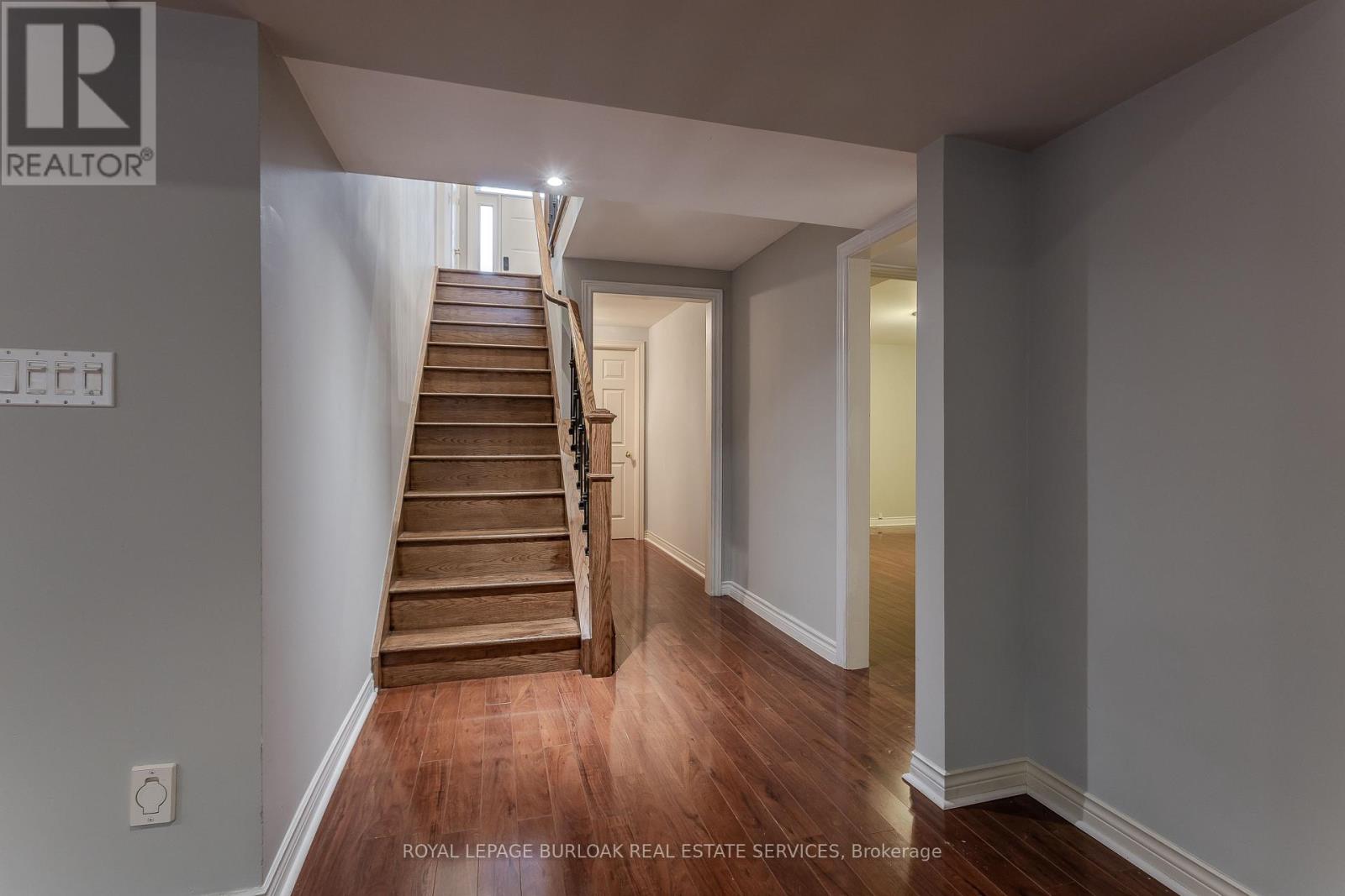 54 Waterwheel Crescent, Hamilton, Ontario  L9H 7B7 - Photo 27 - X13651340