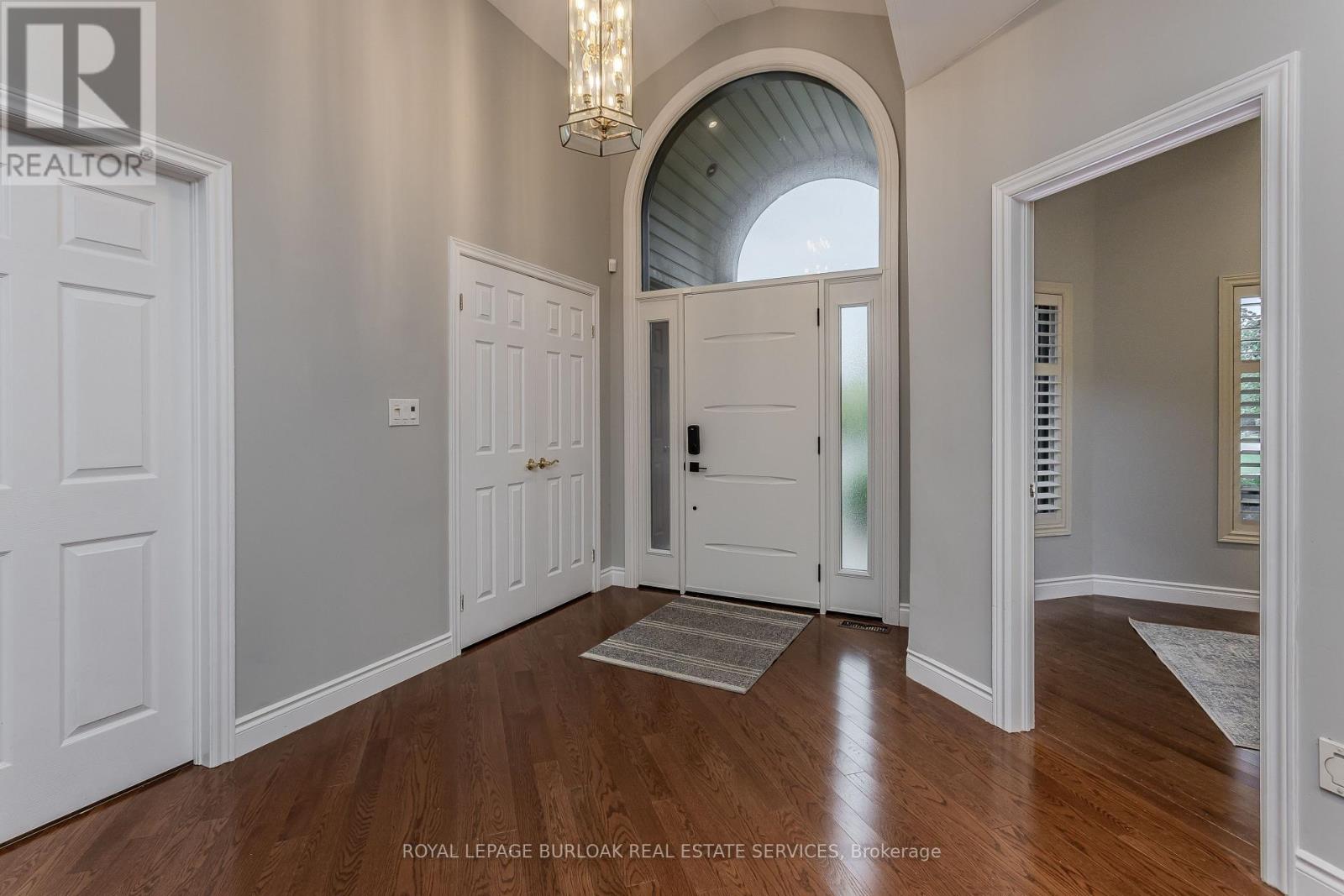 54 Waterwheel Crescent, Hamilton, Ontario  L9H 7B7 - Photo 6 - X13651340
