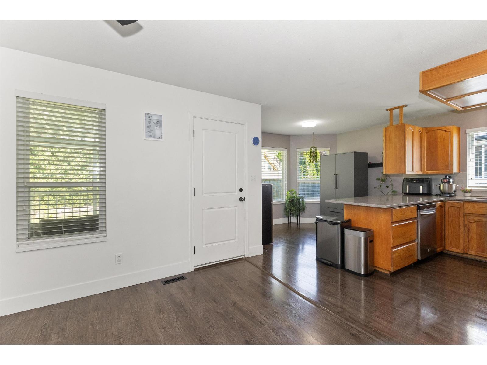 31279 Wagner Drive, Abbotsford, British Columbia  V2T 5G1 - Photo 11 - R3146434