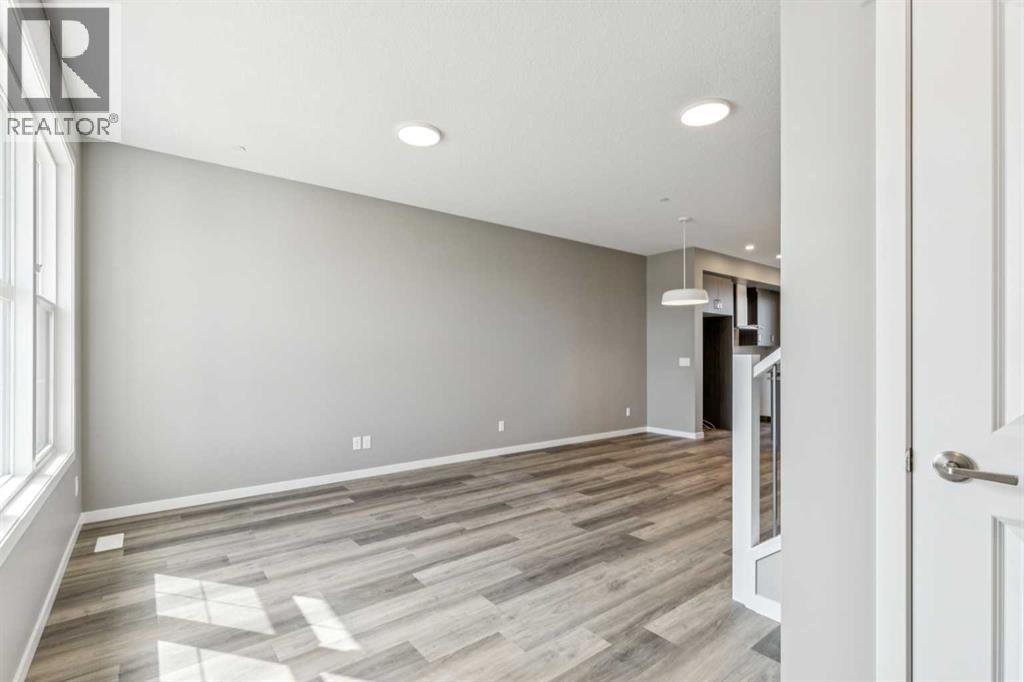 205 Hotchkiss Road Se, Calgary, Alberta  T3S 0T9 - Photo 3 - A2298803