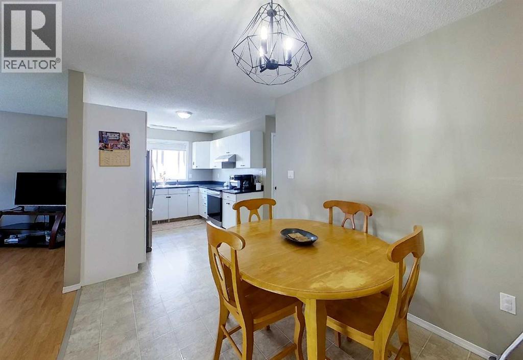 5804 12 Ave, Edson, Alberta  T7E 1X2 - Photo 9 - A2324014