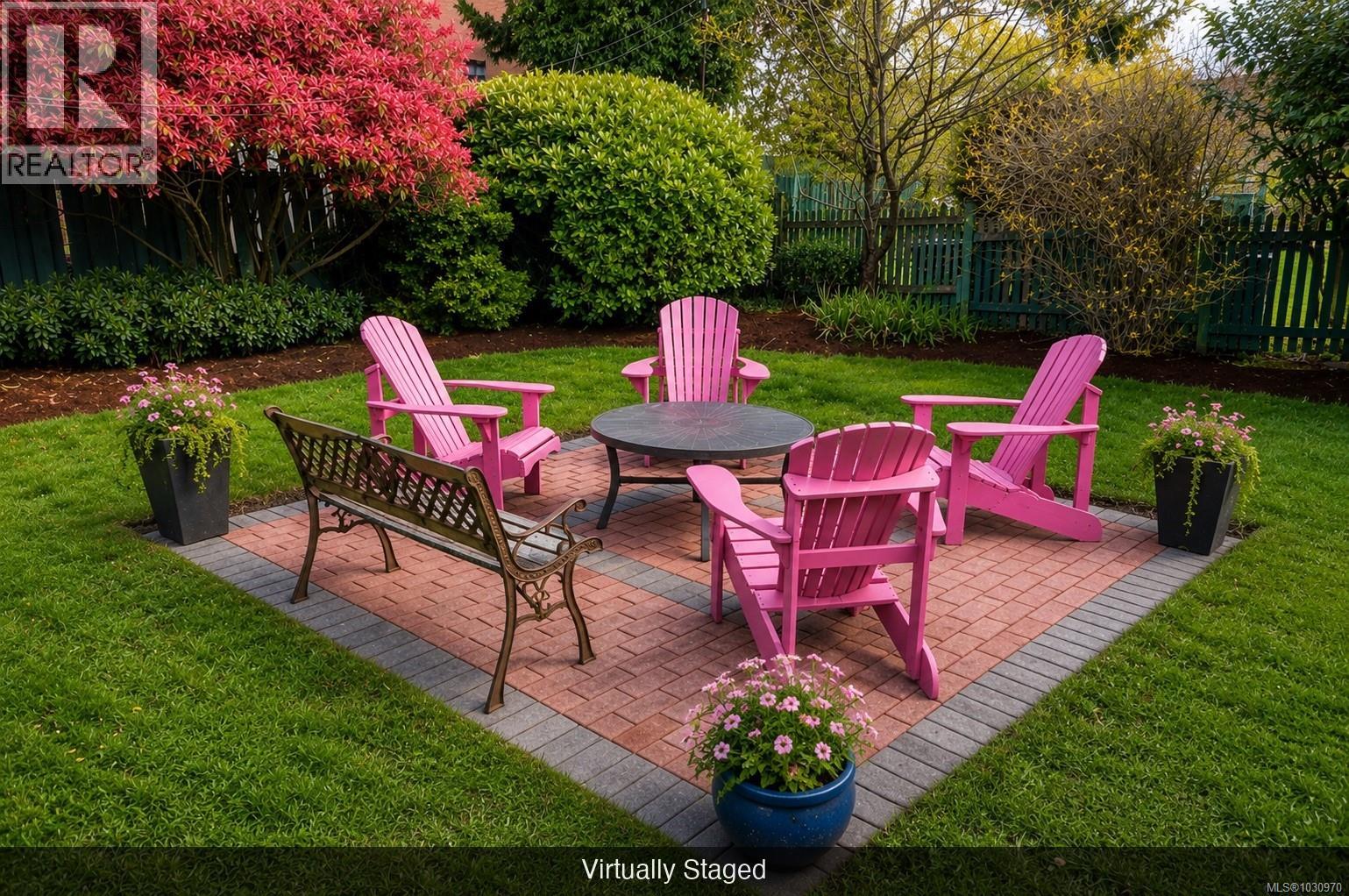 1044 Wollaston St, Esquimalt, British Columbia