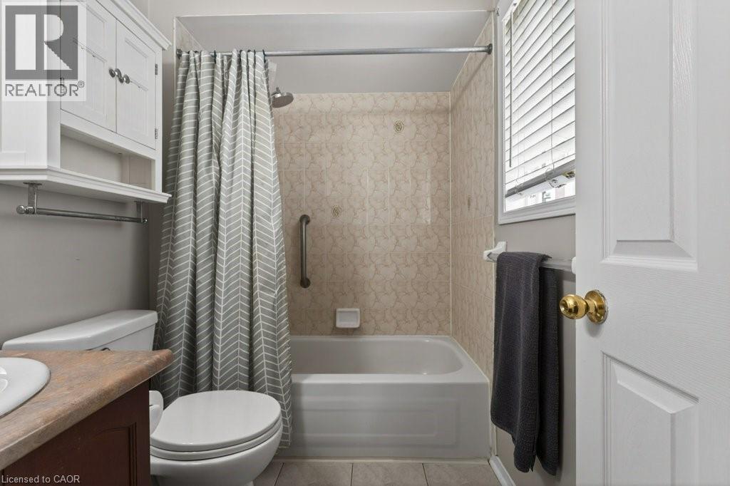 4334 Arejay Avenue, Beamsville, Ontario  L3J 0P7 - Photo 7 - 40844949