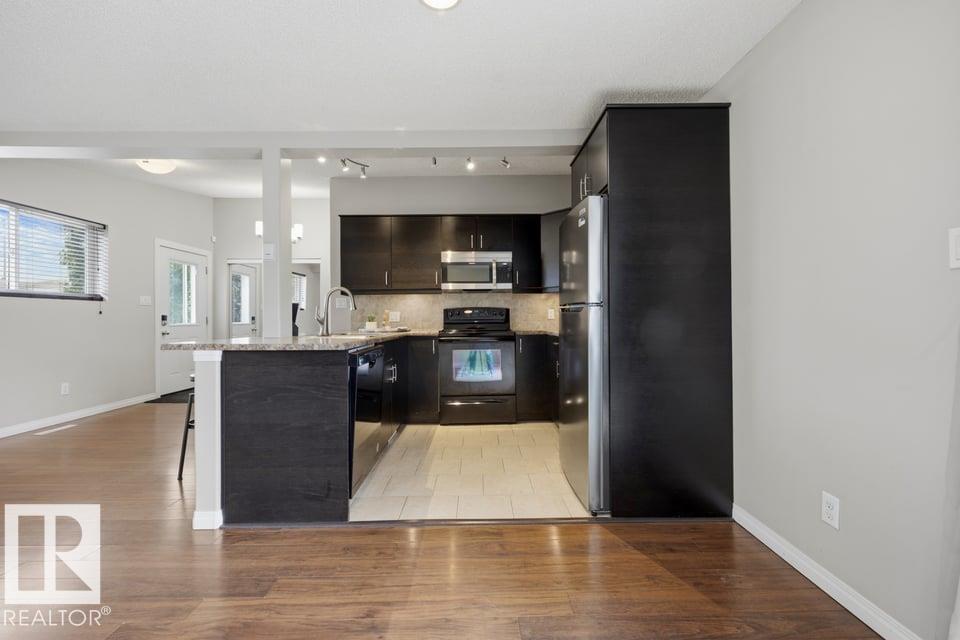 7119 136 Av NW, Edmonton, Alberta  T5C 2K3 - Photo 11 - E4502682