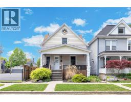 521 WINDERMERE, Windsor, Ontario