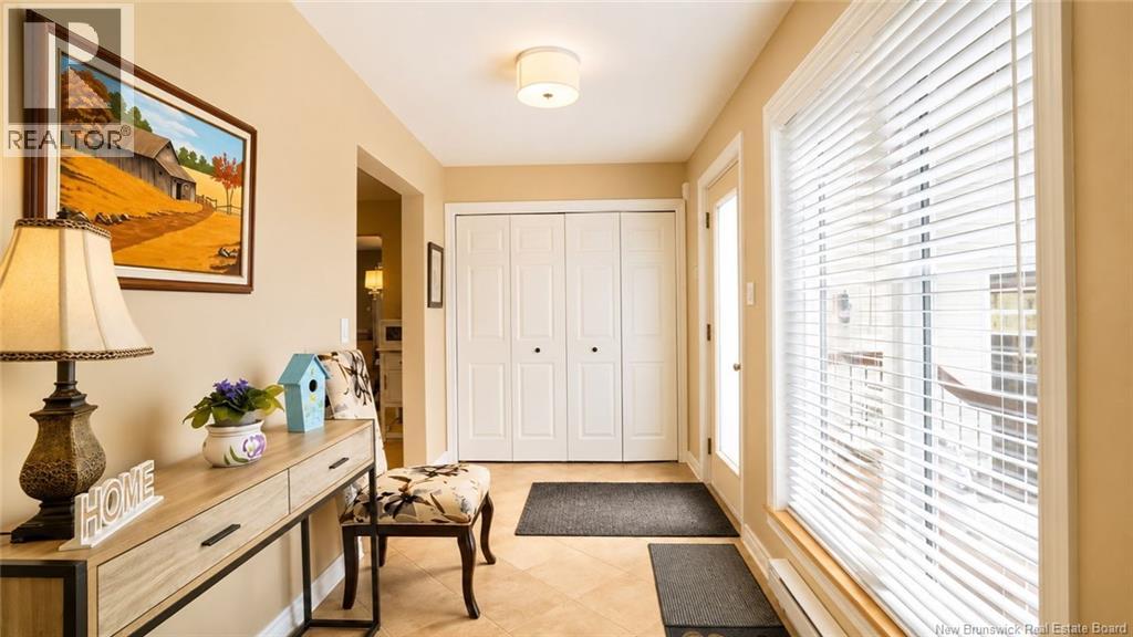 81 Rue Principale, Pointe-Verte, New Brunswick  E8J 2W2 - Photo 4 - NB145558