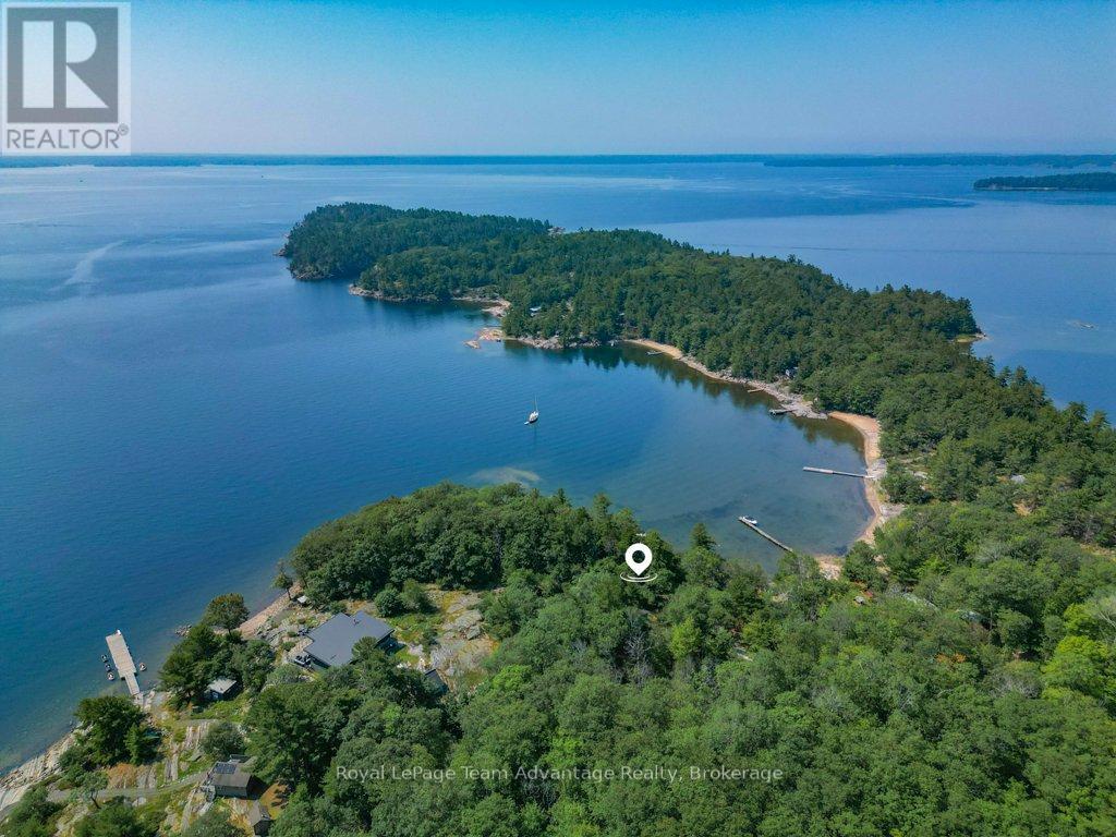46 HUCKLEBERRY ISLAND, Carling, Ontario