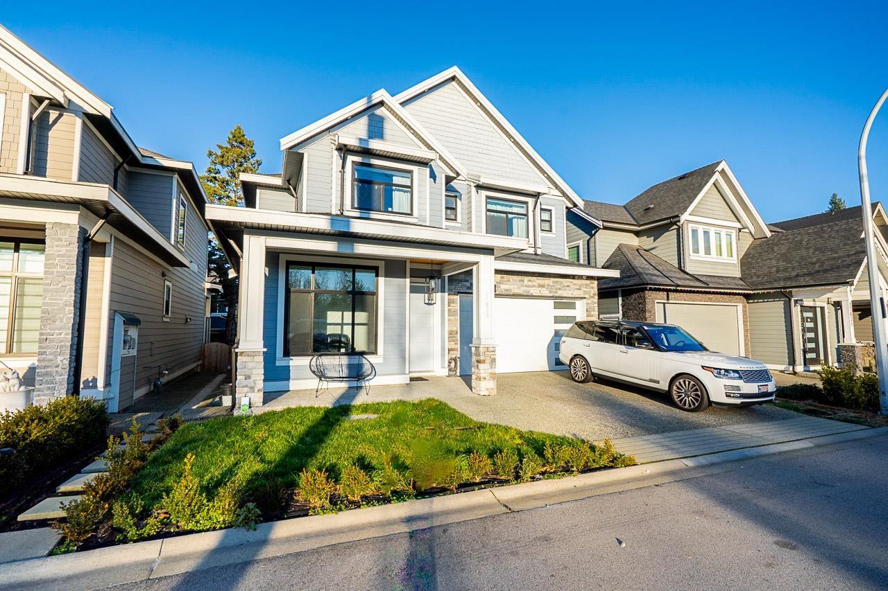17825 BARNSTON DRIVE, Surrey, British Columbia