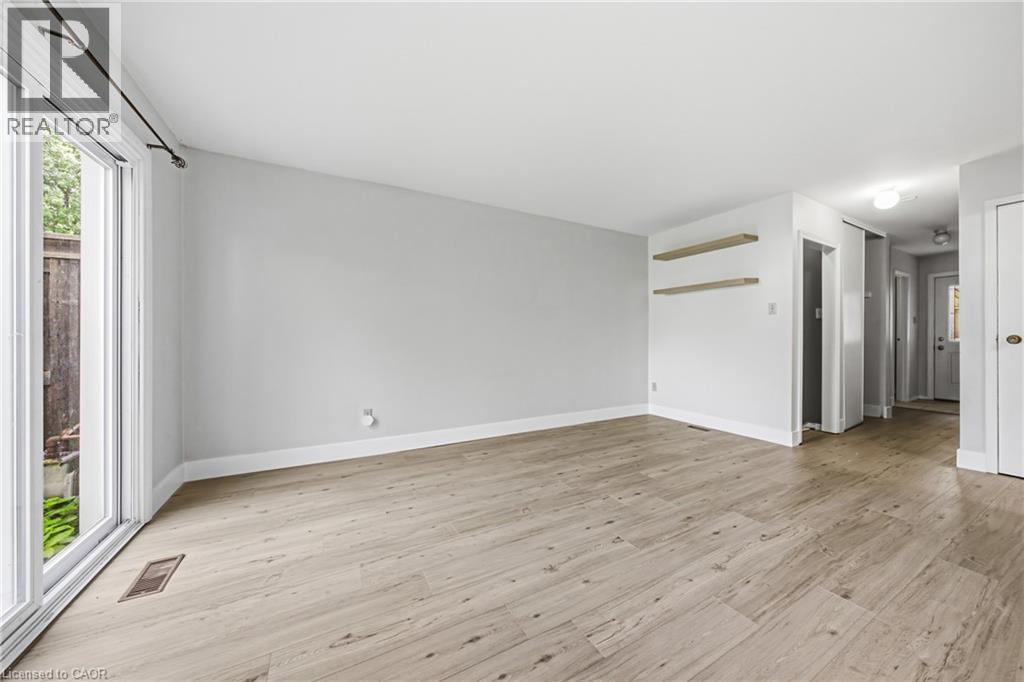 564 Sheraton Road Unit# 14, Burlington, Ontario  L7L 4B2 - Photo 10 - 40853721