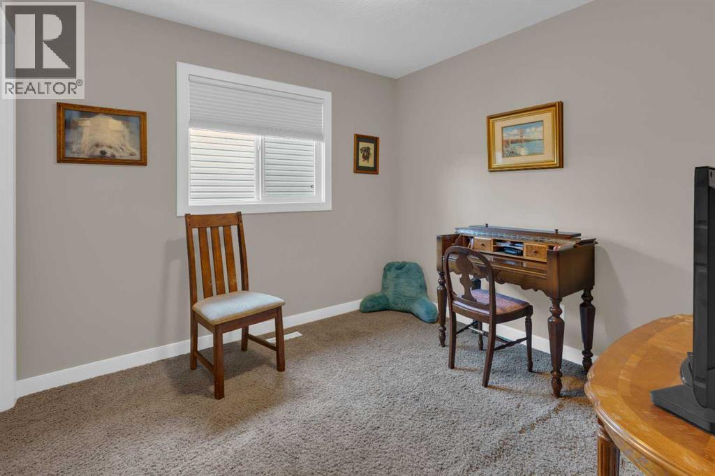 44 Ravenslea Crescent SE, Airdrie, Alberta  T4A 0H3 - Photo 17 - A2332891