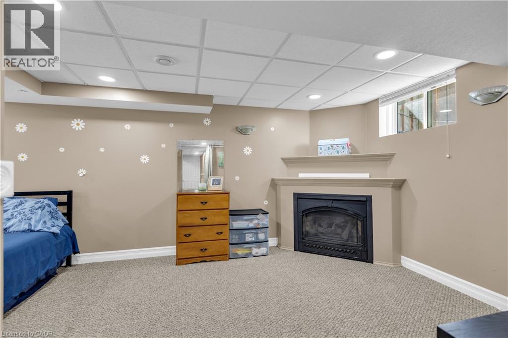 35 Borland Drive, Guelph, Ontario  N1G 5B5 - Photo 34 - 40854092