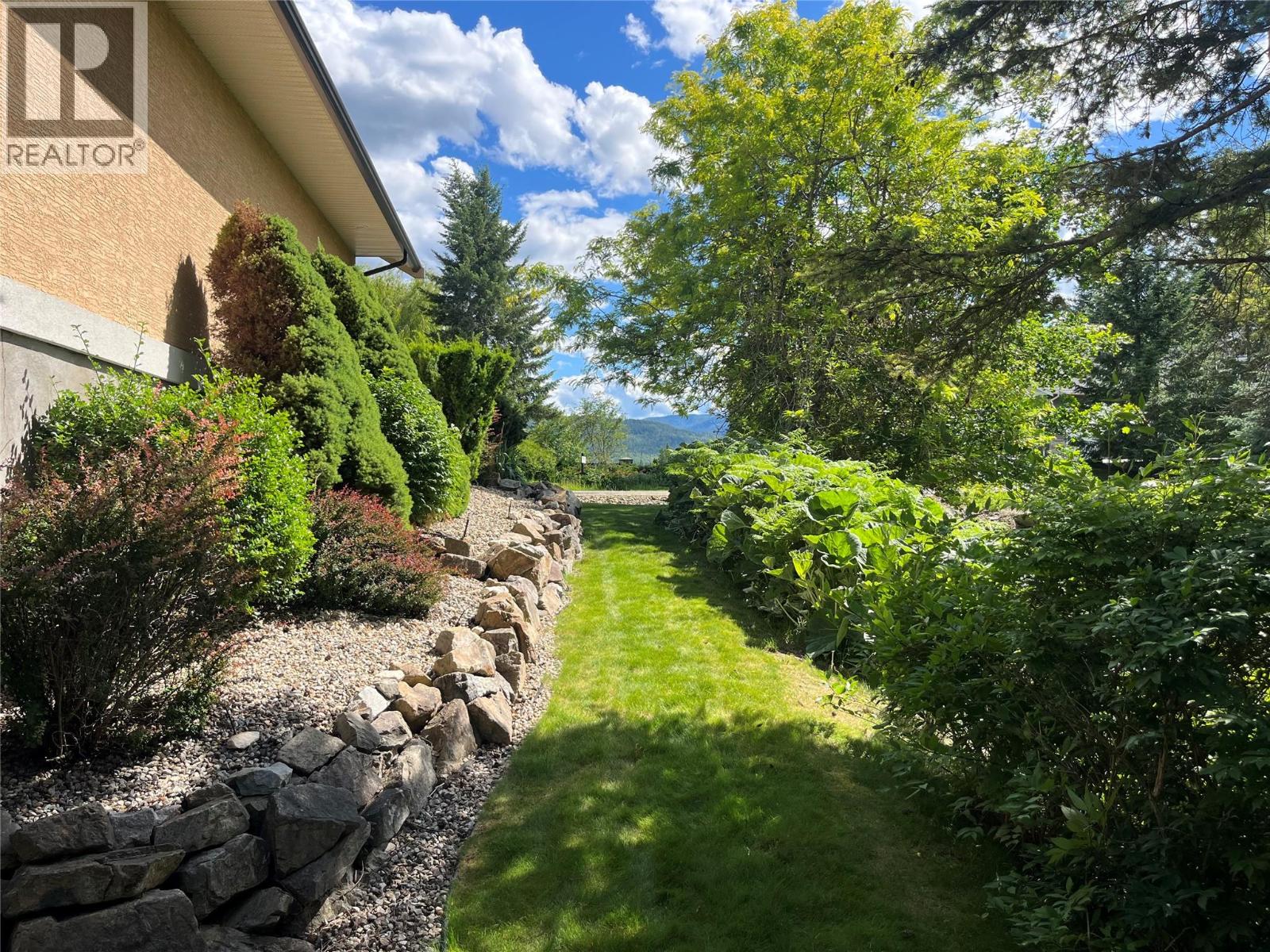 2491 Golf Course Drive, Blind Bay, British Columbia  V0E 1H2 - Photo 6 - 10391369
