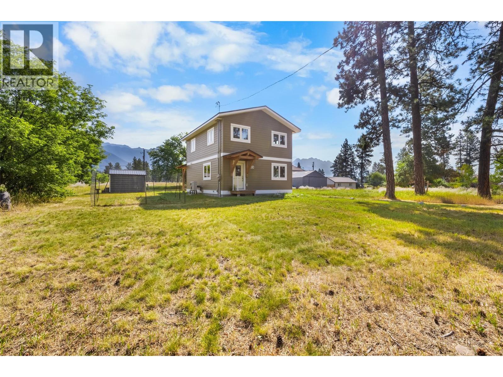 6519 Riverside Avenue, Fort Steele, British Columbia  V0B 1N0 - Photo 3 - 10395322