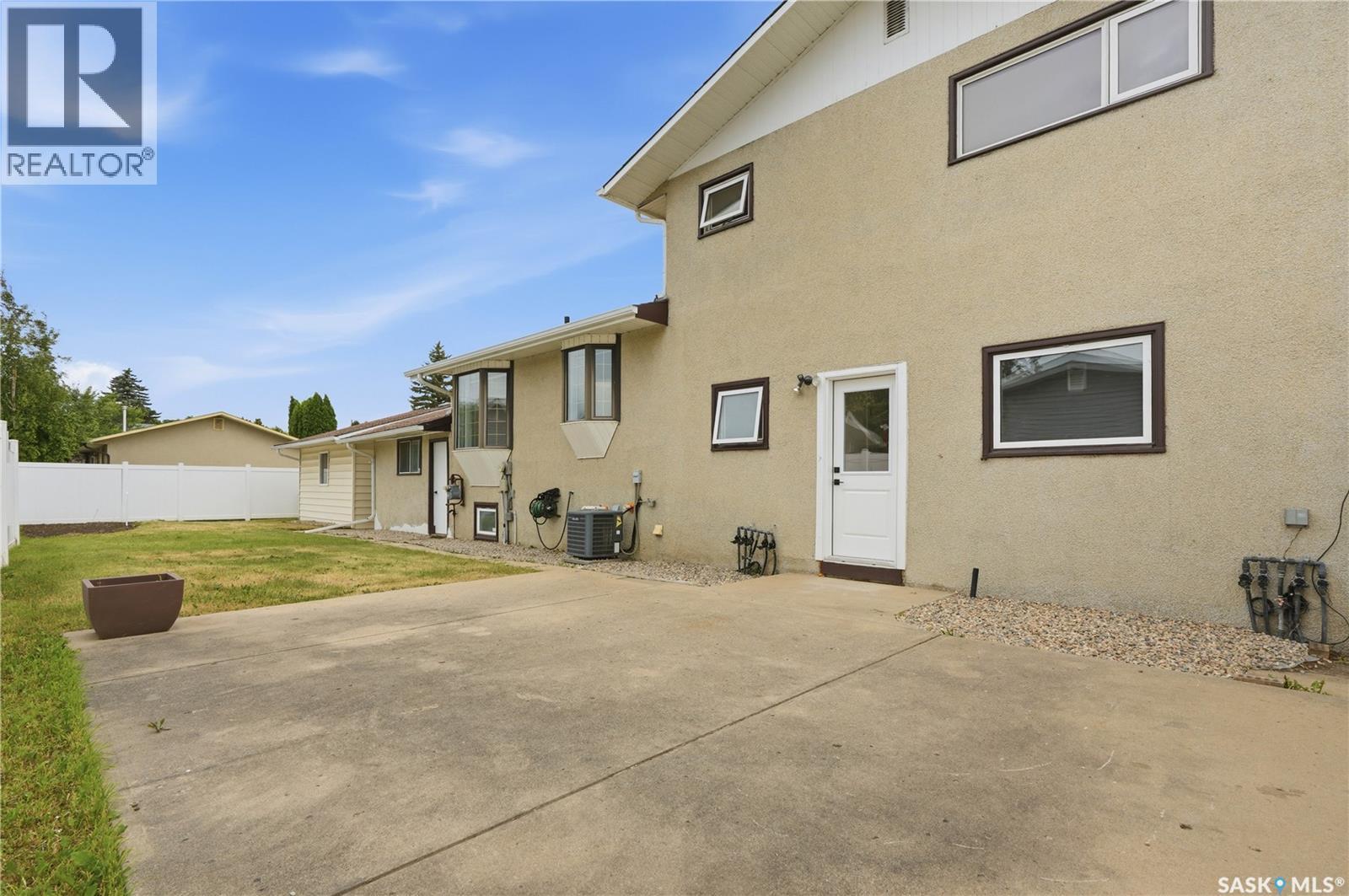 702 Mckercher Drive, Saskatoon, Saskatchewan  S7H 3W7 - Photo 52 - SK044897