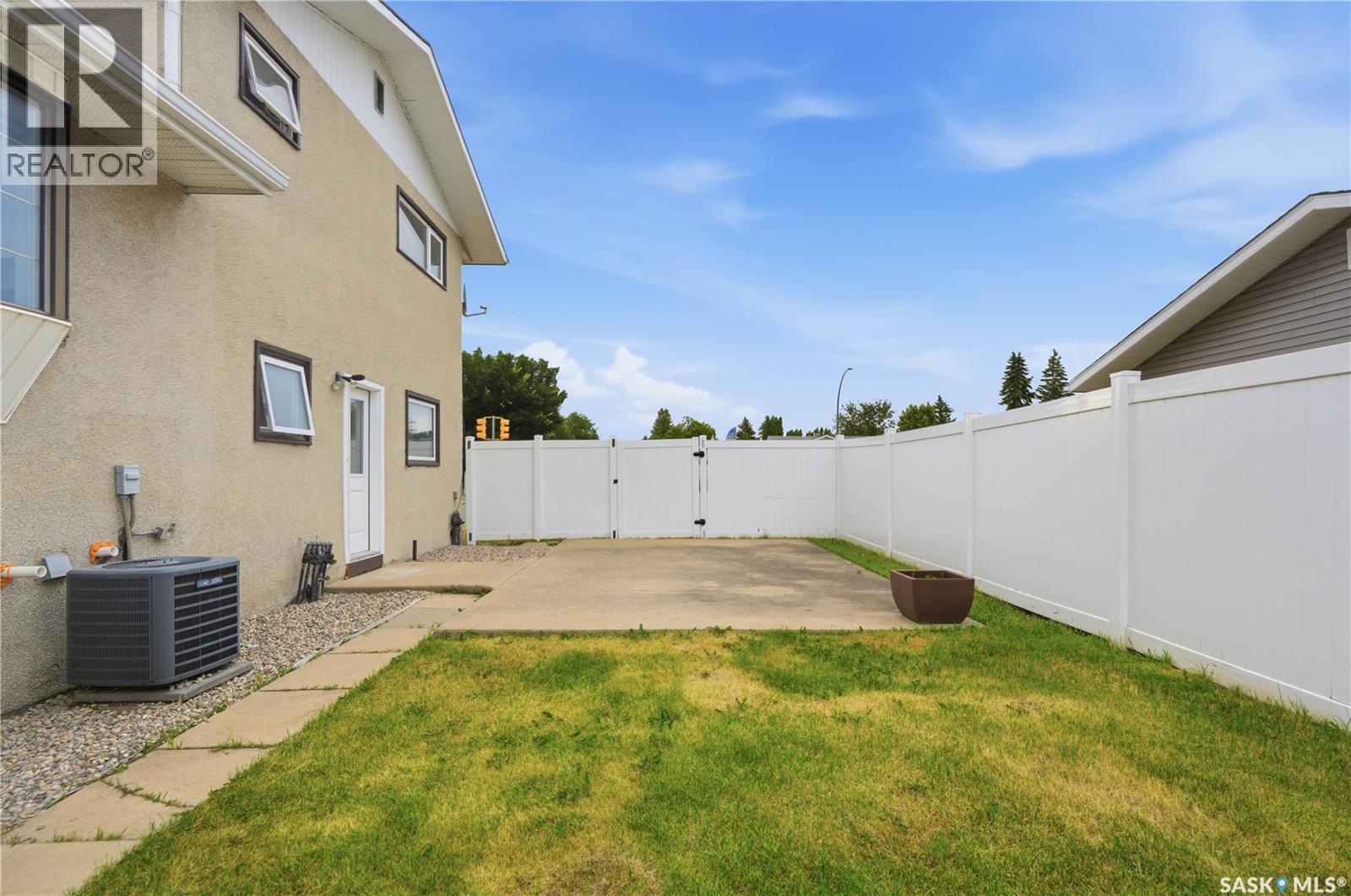 702 Mckercher Drive, Saskatoon, Saskatchewan  S7H 3W7 - Photo 54 - SK044897