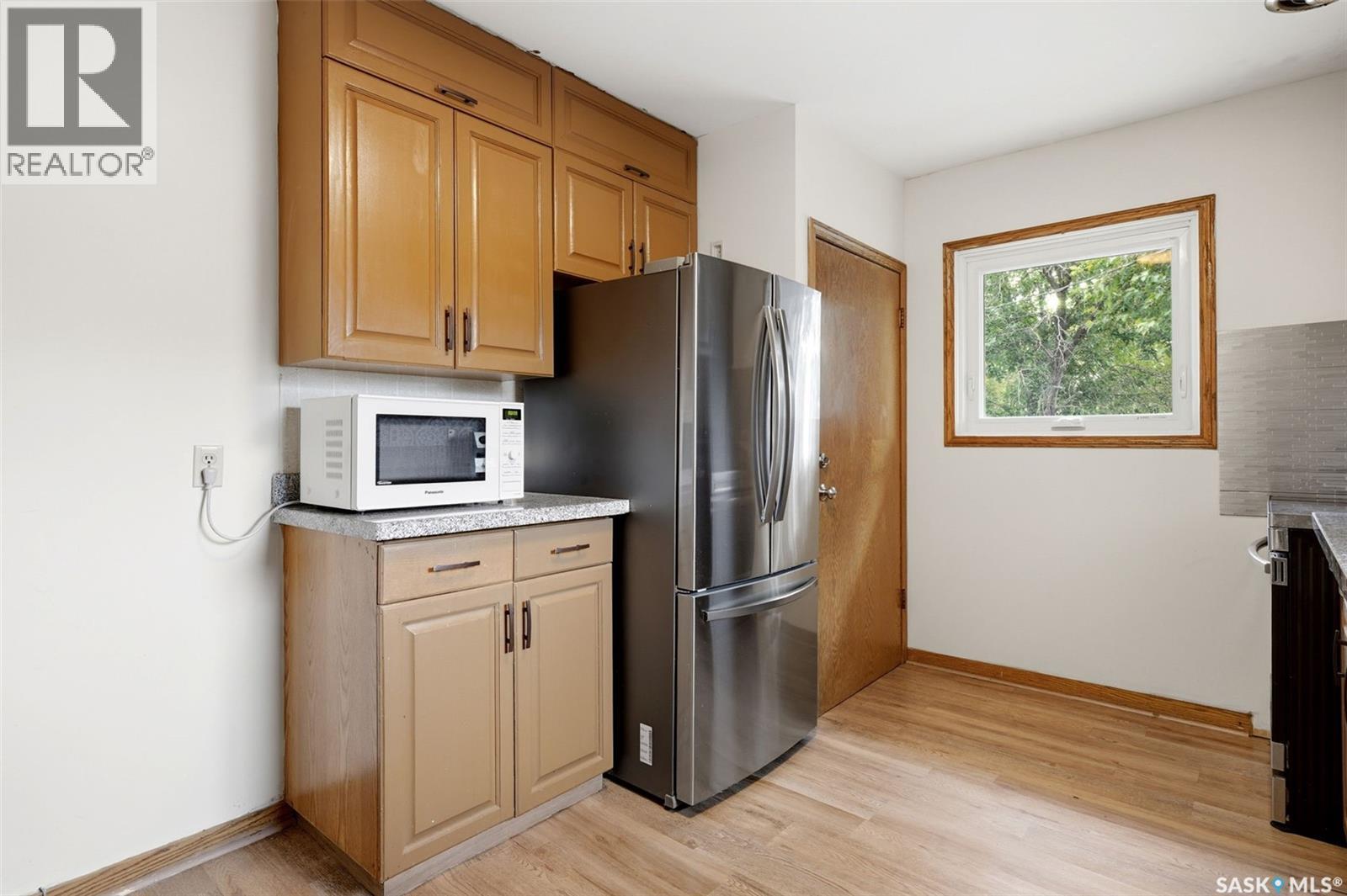 1037 Campbell Street, Regina, Saskatchewan  S4T 5P5 - Photo 10 - SK044895