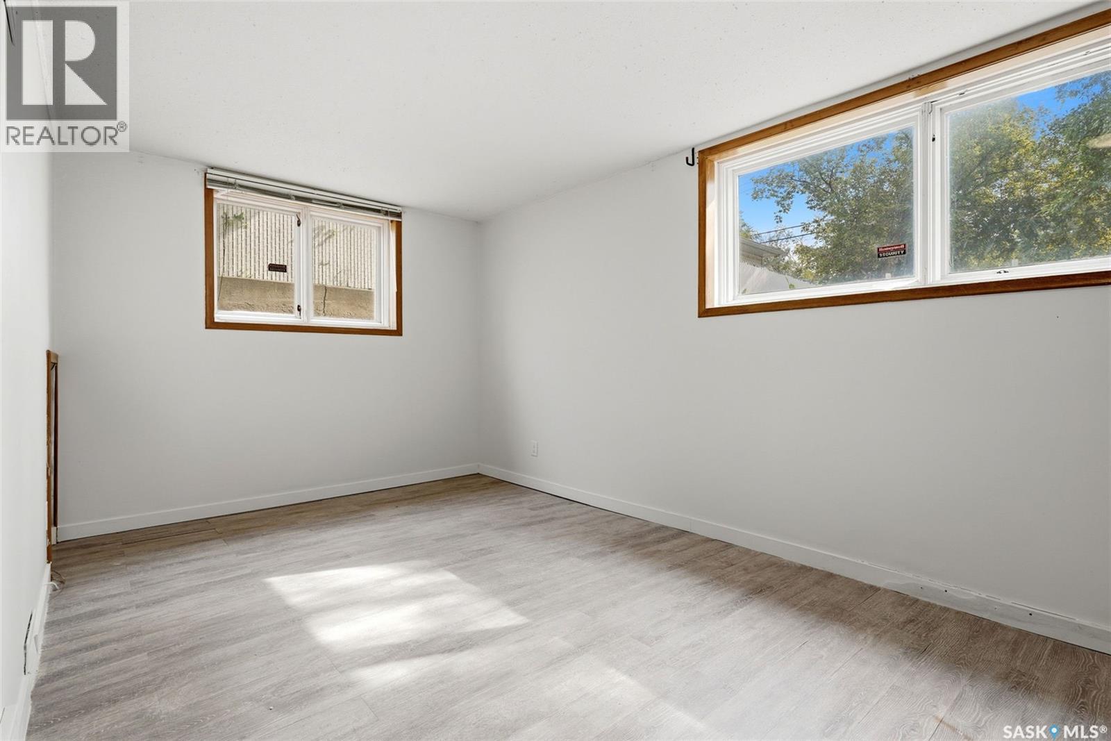 1037 Campbell Street, Regina, Saskatchewan  S4T 5P5 - Photo 21 - SK044895