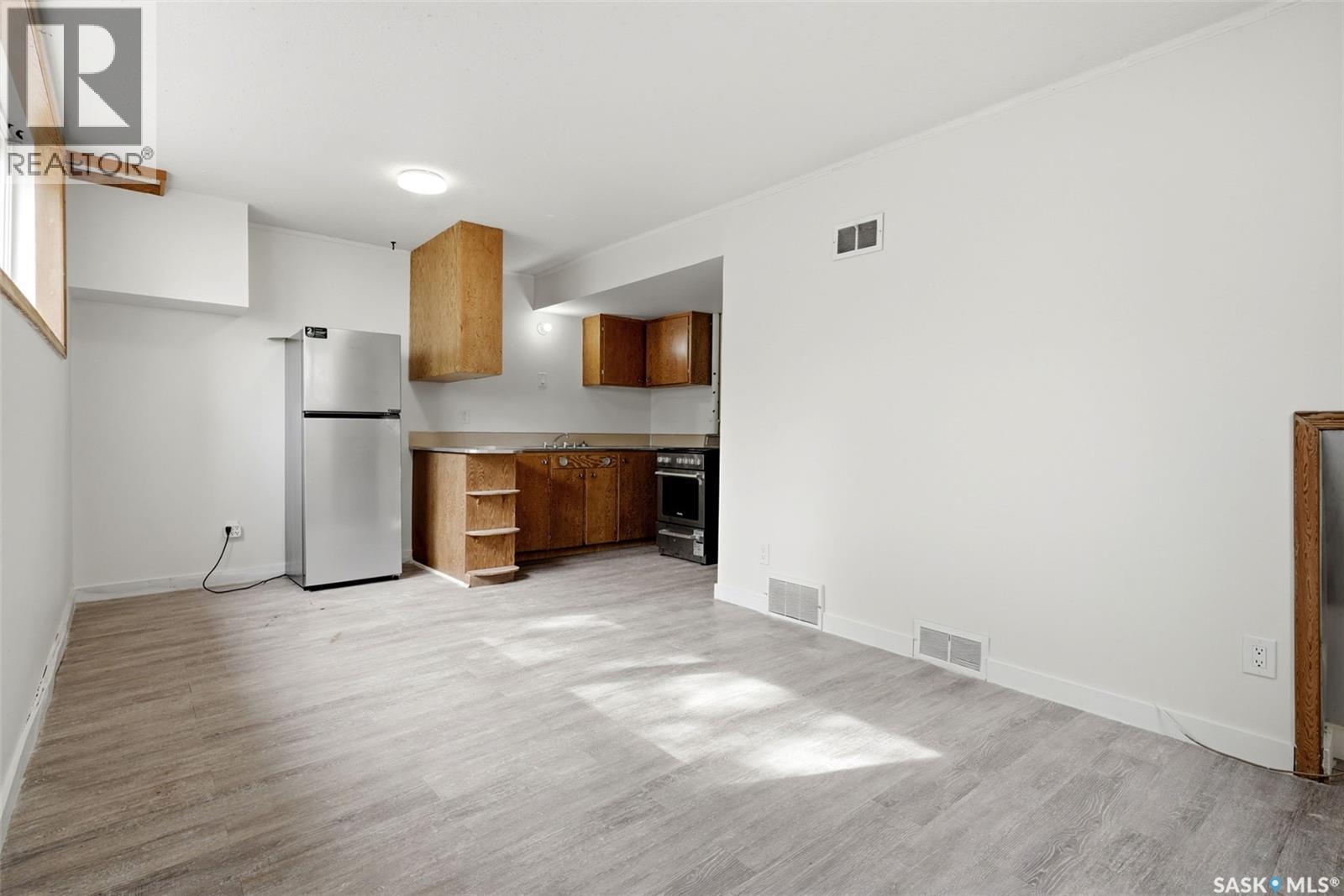 1037 Campbell Street, Regina, Saskatchewan  S4T 5P5 - Photo 22 - SK044895