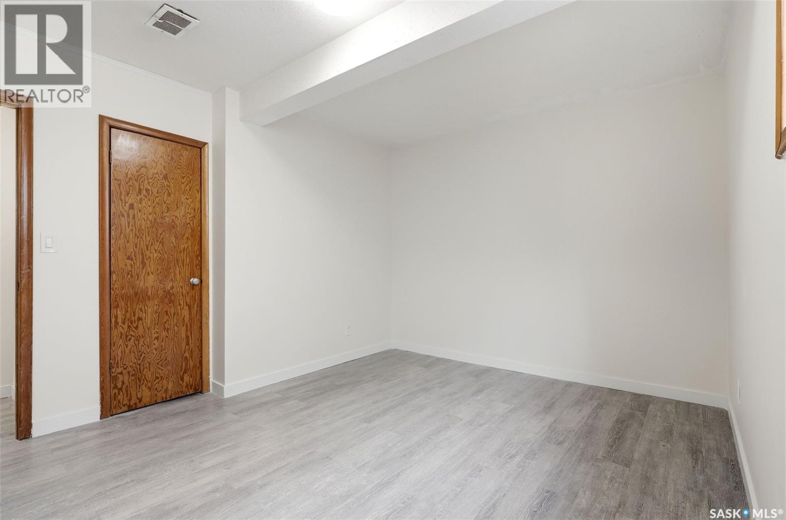 1037 Campbell Street, Regina, Saskatchewan  S4T 5P5 - Photo 26 - SK044895