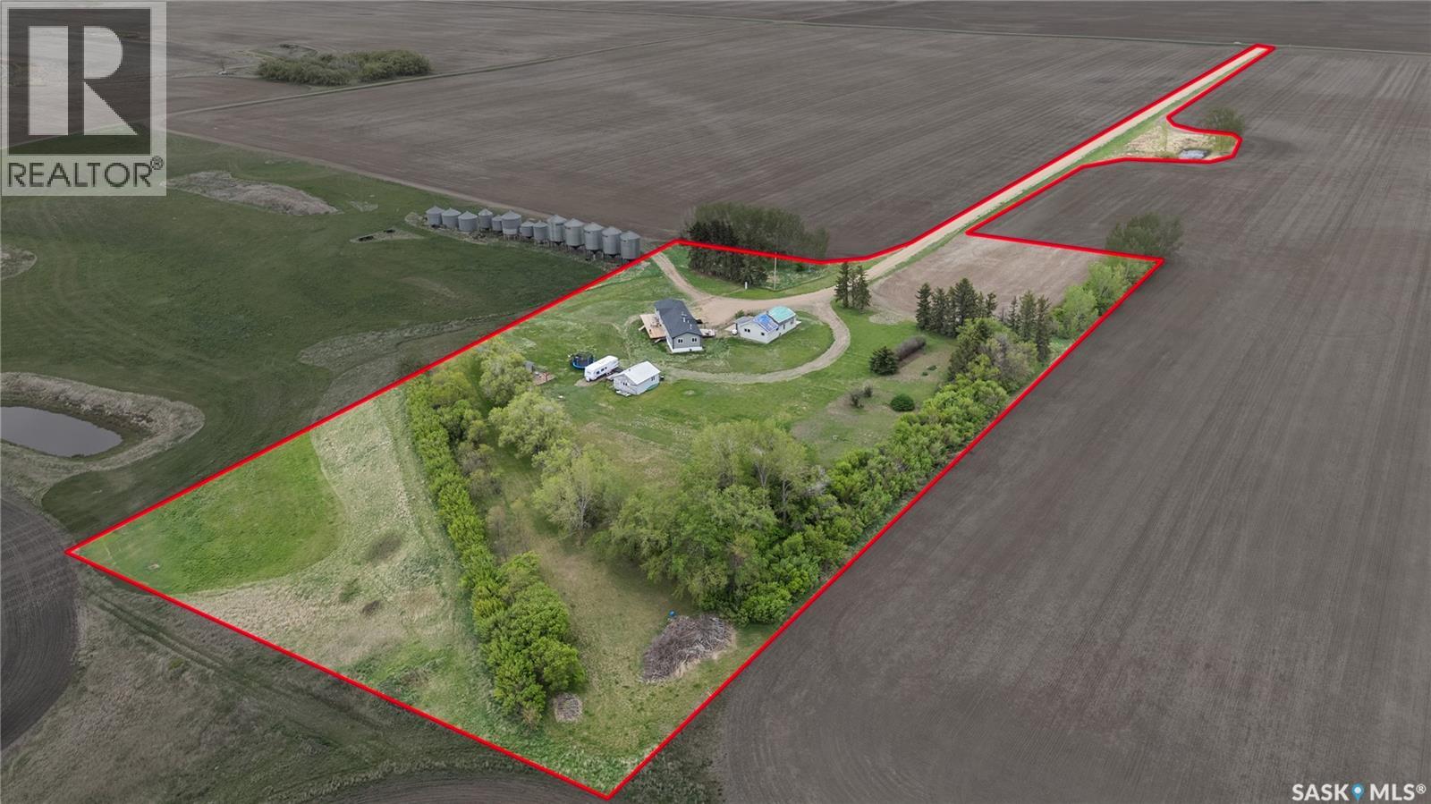 Rm Of Gravelbourg Acreage, Gravelbourg Rm No. 104, Saskatchewan  S0H 1X0 - Photo 1 - SK044854