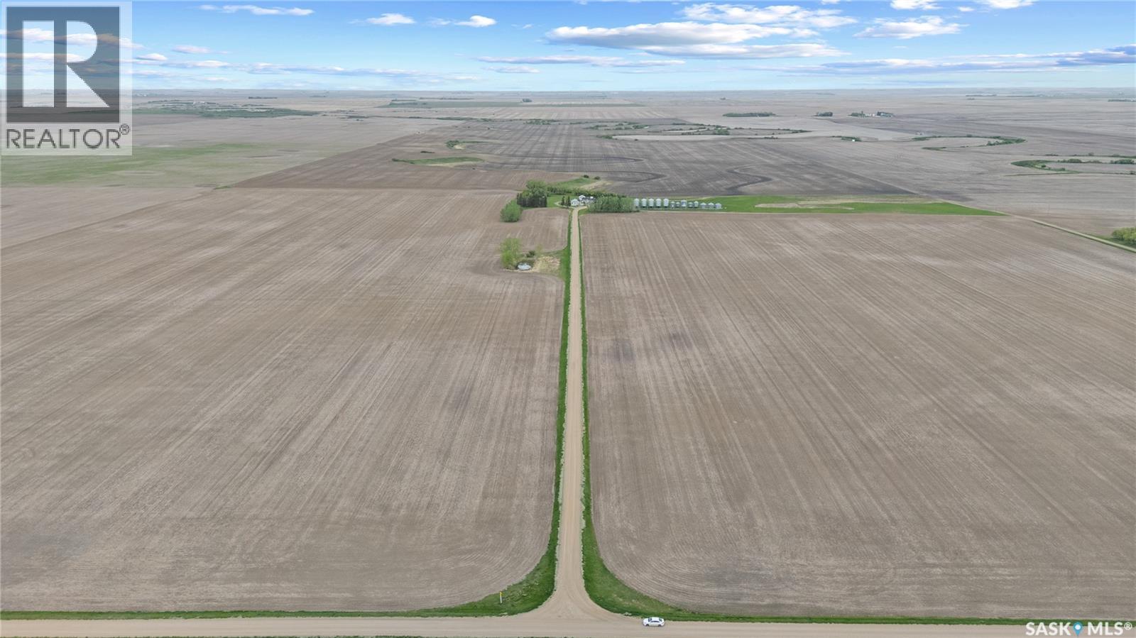 Rm Of Gravelbourg Acreage, Gravelbourg Rm No. 104, Saskatchewan  S0H 1X0 - Photo 2 - SK044854