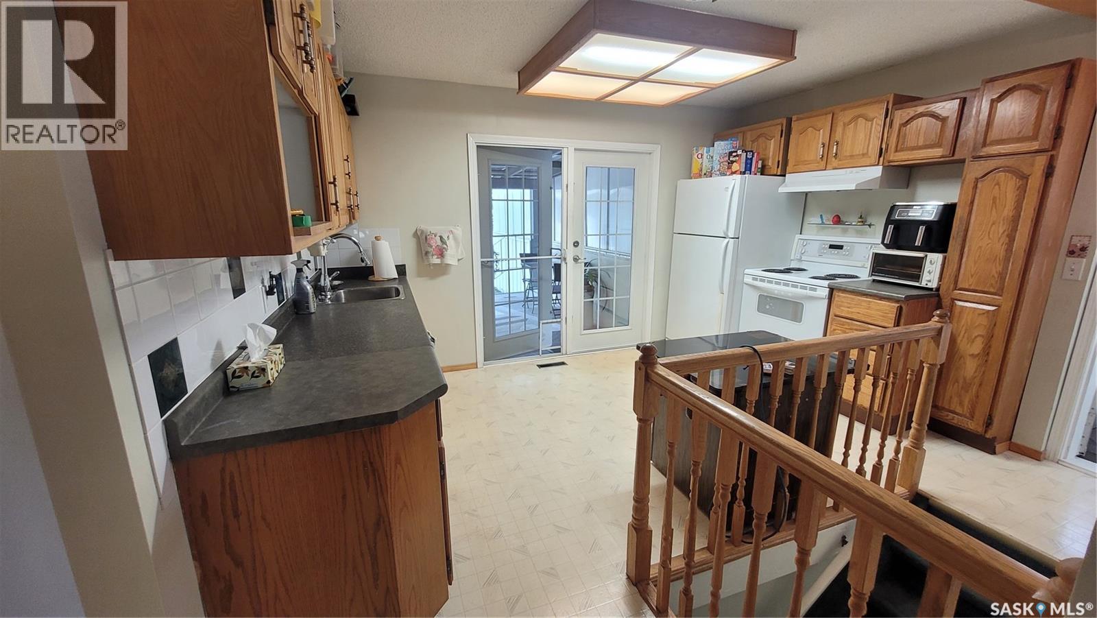 1610 2nd Avenue N, Saskatoon, Saskatchewan  S7K 3N2 - Photo 21 - SK044797