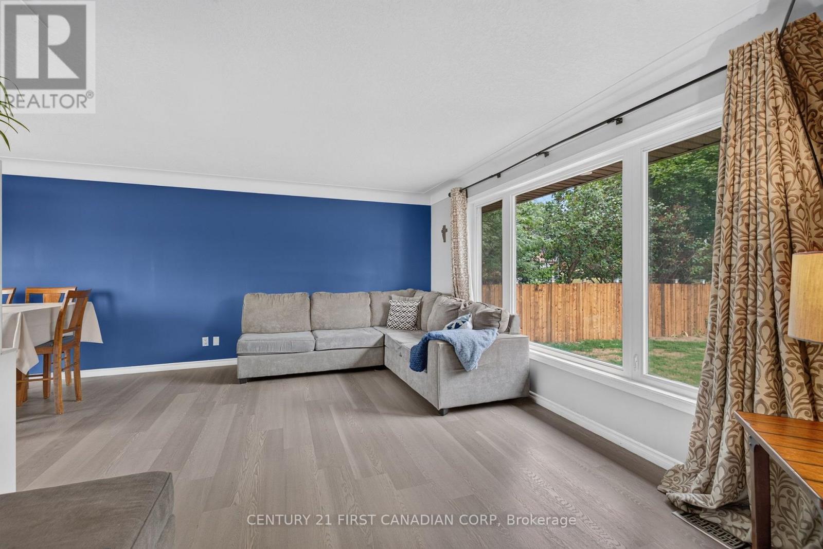285 Panorma Crescent, London South, Ontario  N5Z 3H2 - Photo 7 - X13651450