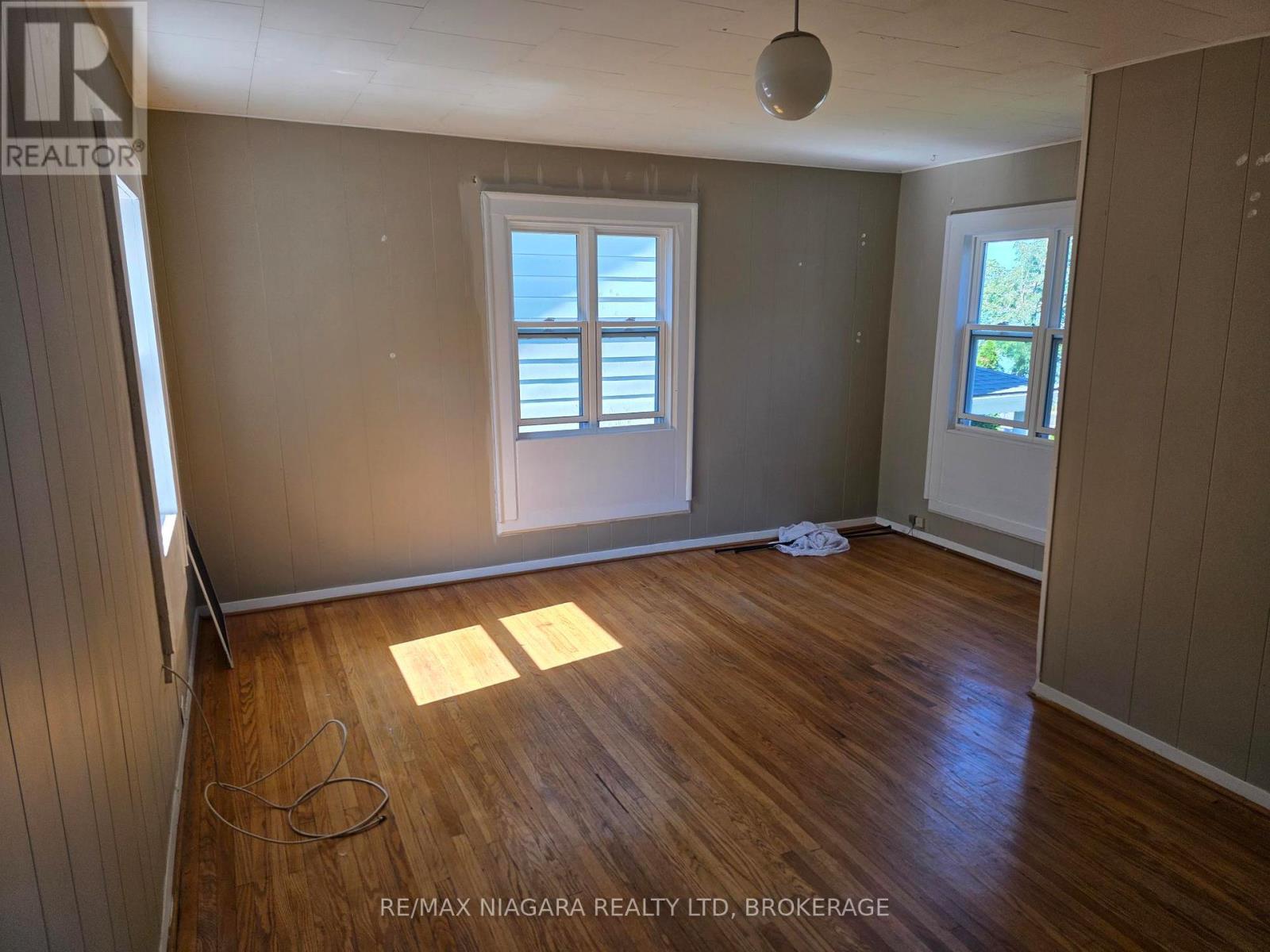 697 Niagara Boulevard, Fort Erie, Ontario  L2A 3J1 - Photo 14 - X13165206
