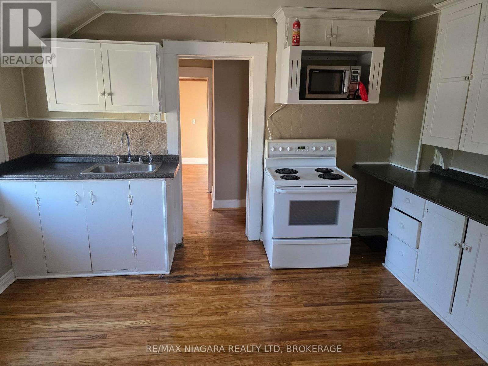 697 Niagara Boulevard, Fort Erie, Ontario  L2A 3J1 - Photo 17 - X13165206