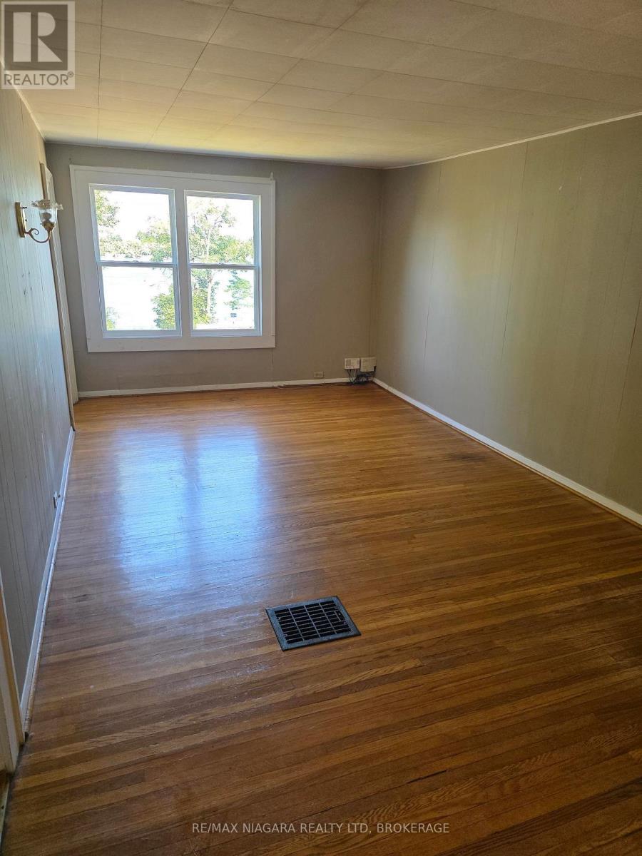 697 Niagara Boulevard, Fort Erie, Ontario  L2A 3J1 - Photo 15 - X13165206