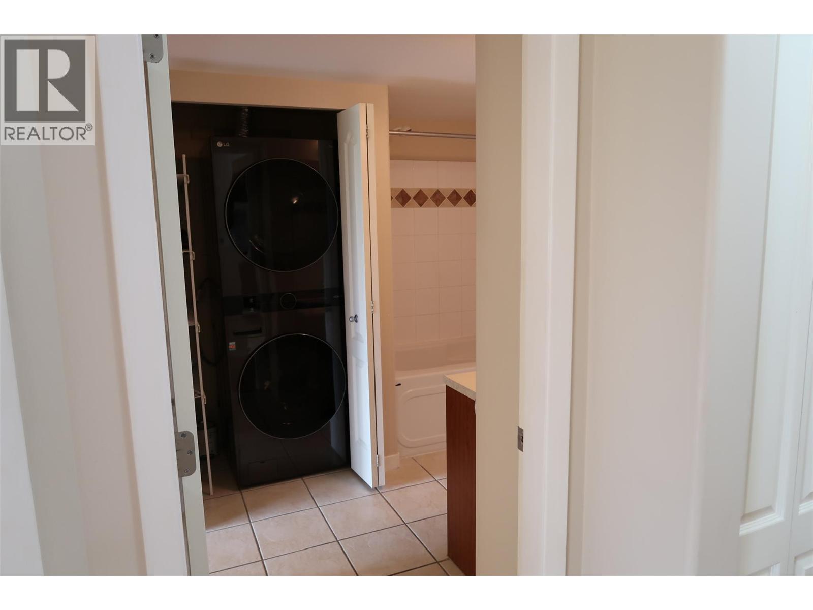 7600 Cottonwood Drive Unit# 404, Osoyoos, British Columbia  V0H 1V0 - Photo 10 - 10369374