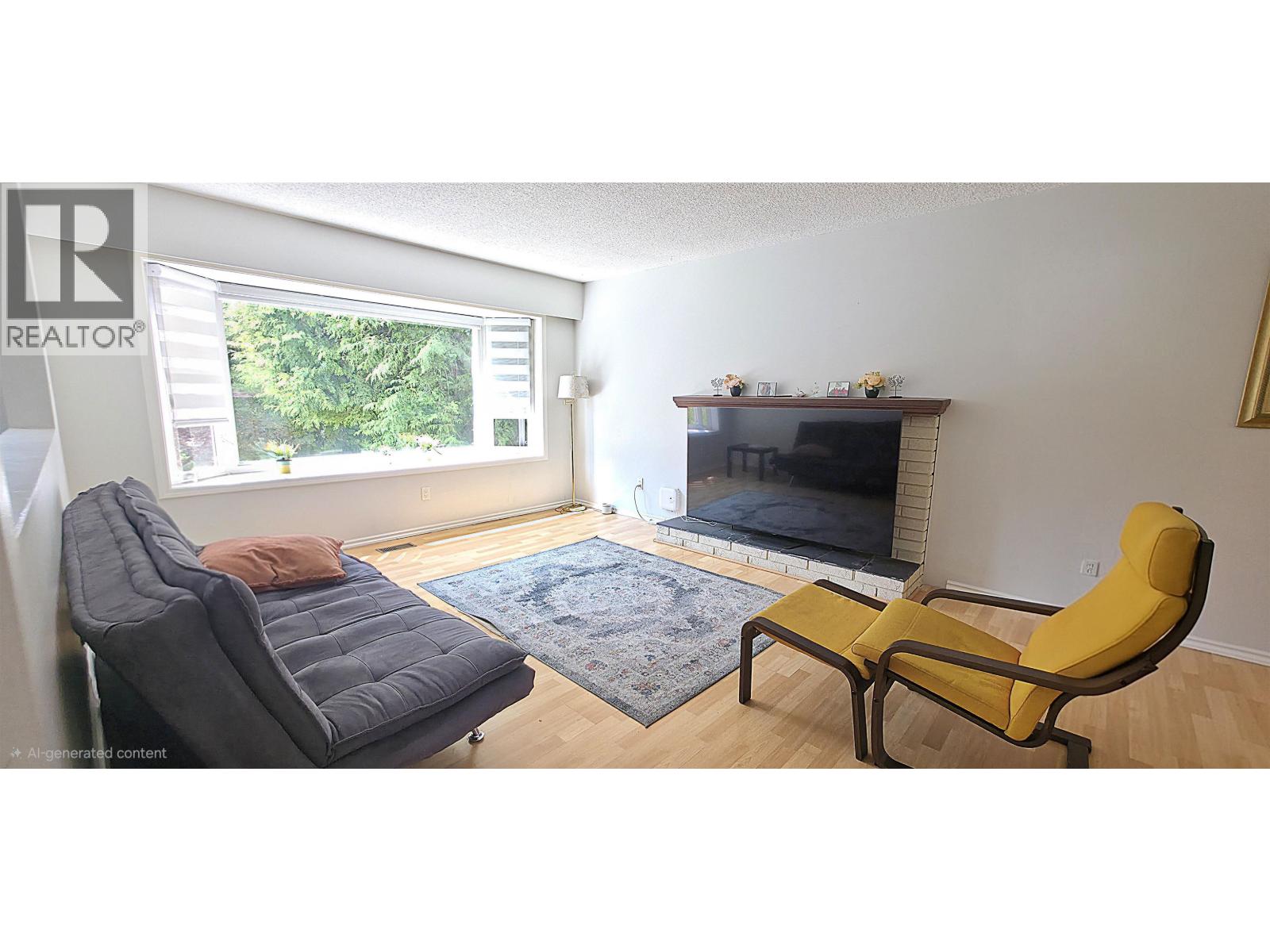 12130 Greenwell Street, Maple Ridge, British Columbia  V2X 7N1 - Photo 2 - R3153450