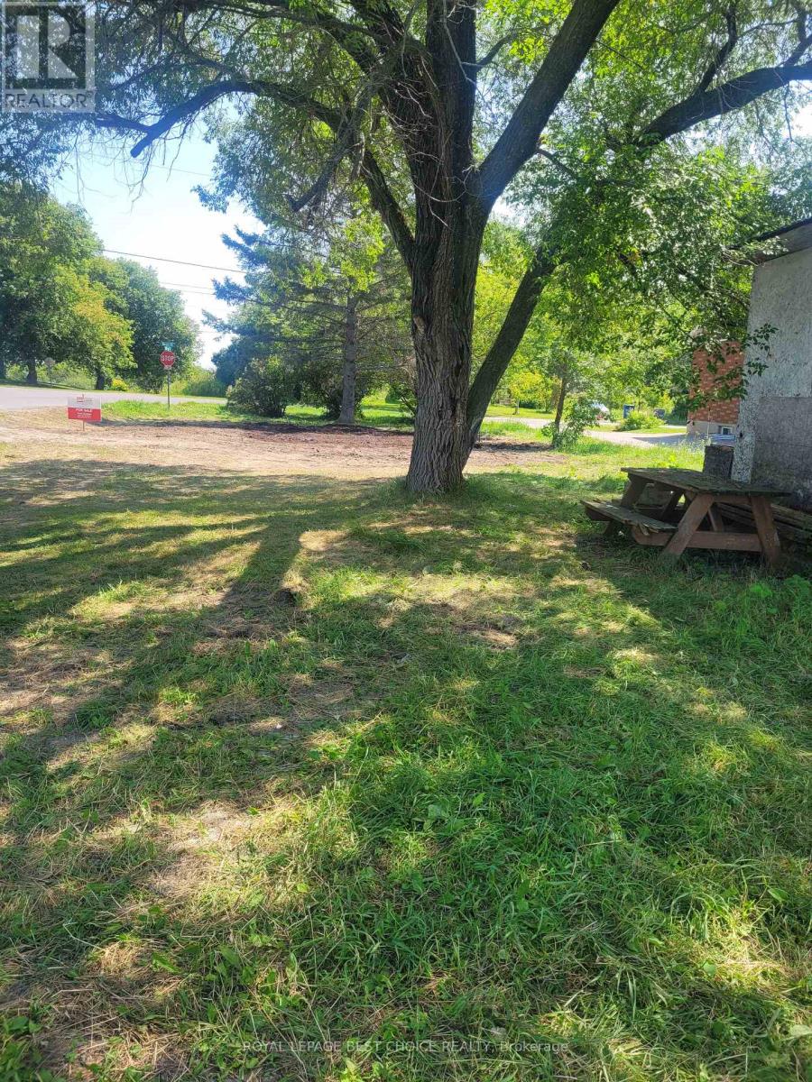 95 Birch Street, Temiskaming Shores, Ontario  P0J 1R0 - Photo 2 - T13651436