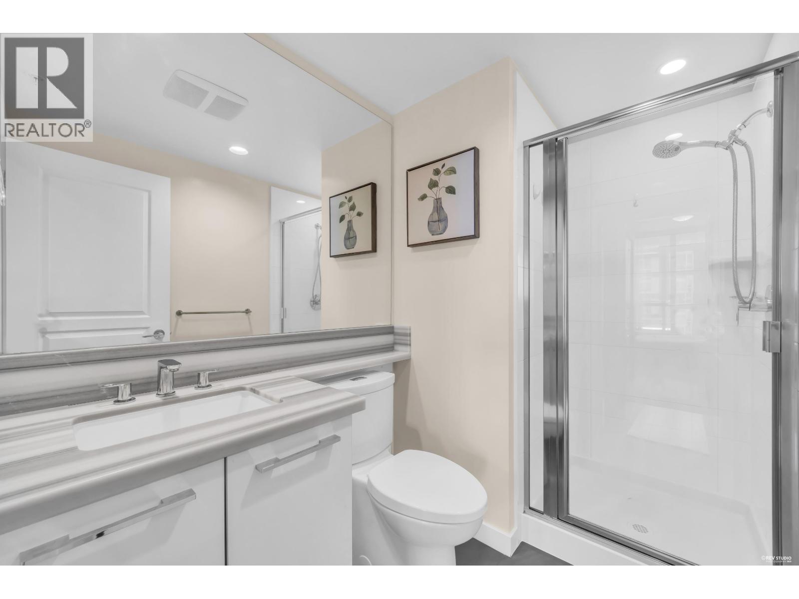 2605 3093 Windsor Gate, Coquitlam, British Columbia  V3B 0N2 - Photo 16 - R3152488