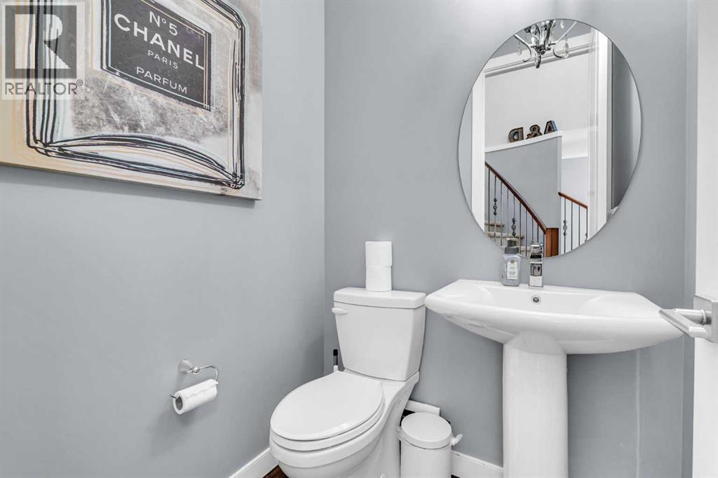 284 Rainbow Falls Way, Chestermere, Alberta  T1X 0T1 - Photo 19 - A2327726