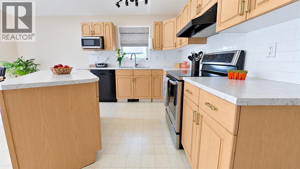 141 Eglert Drive, Fort Mcmurray, Alberta  T9K 1V3 - Photo 5 - A2332914