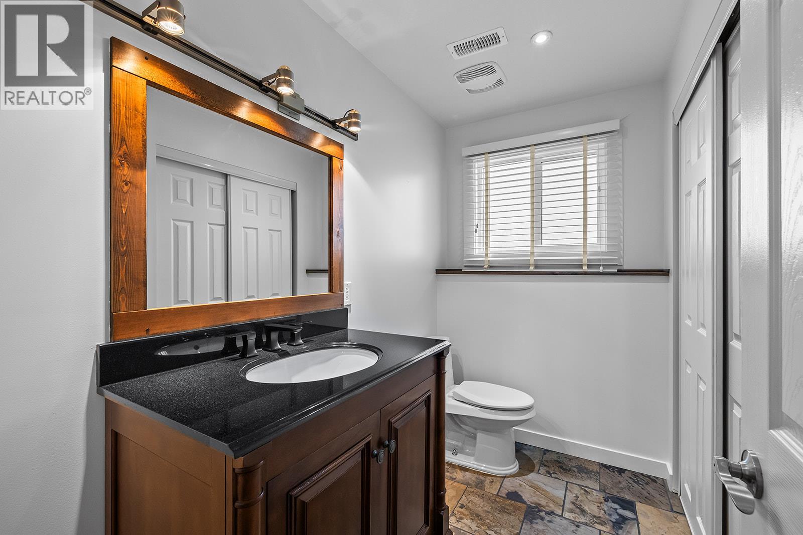 475 Collett Road, Kelowna, British Columbia  V1W 1K8 - Photo 37 - 10390506