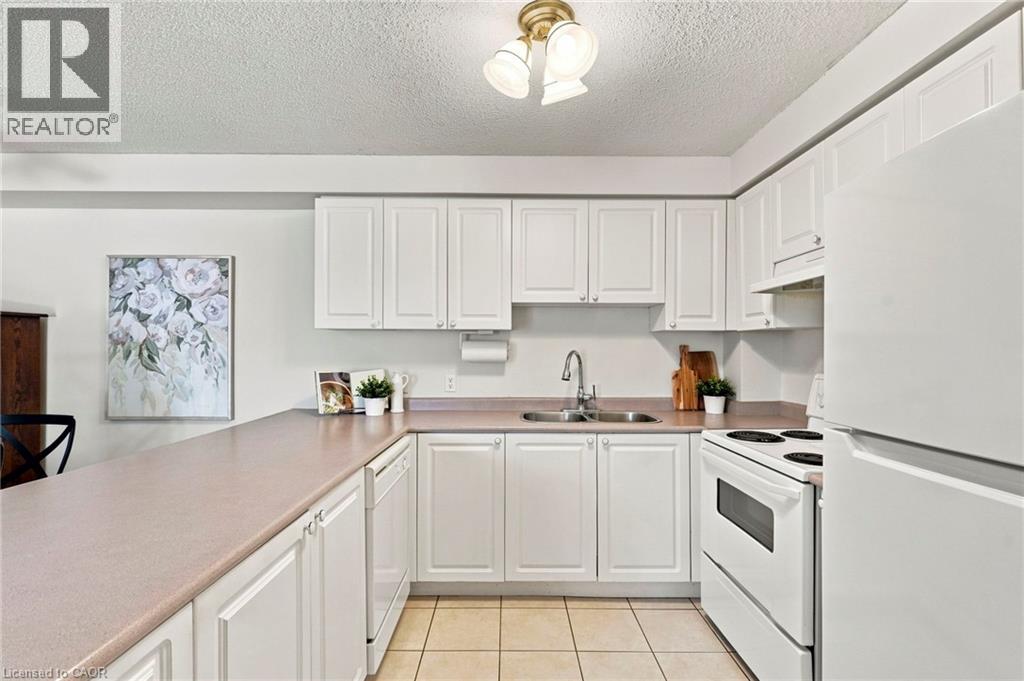1701 Lampman Avenue Unit# 204, Burlington, Ontario  L7L 6R7 - Photo 9 - 40853840