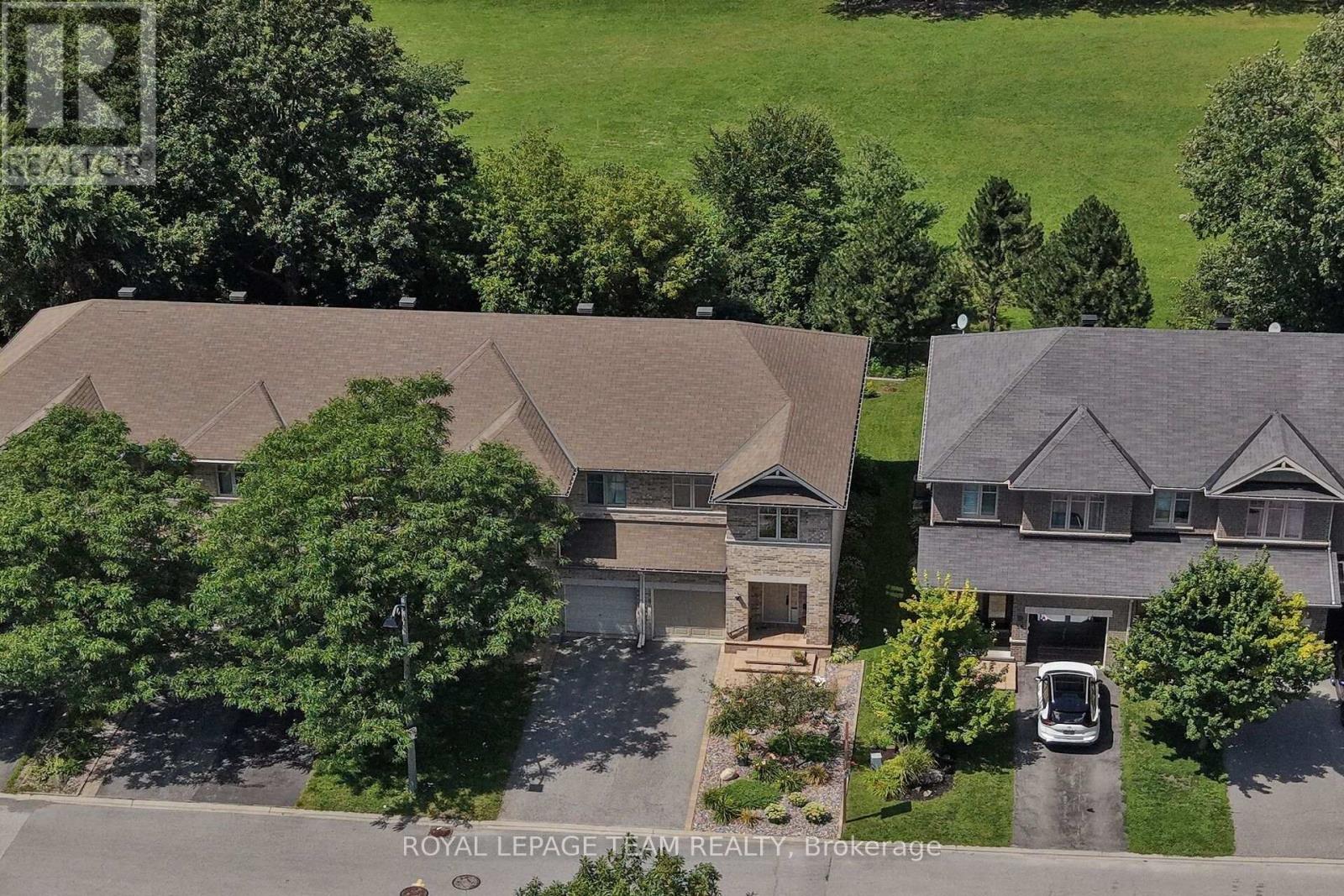 314 Badgeley Avenue, Ottawa, Ontario  K2T 0A6 - Photo 3 - X13651374