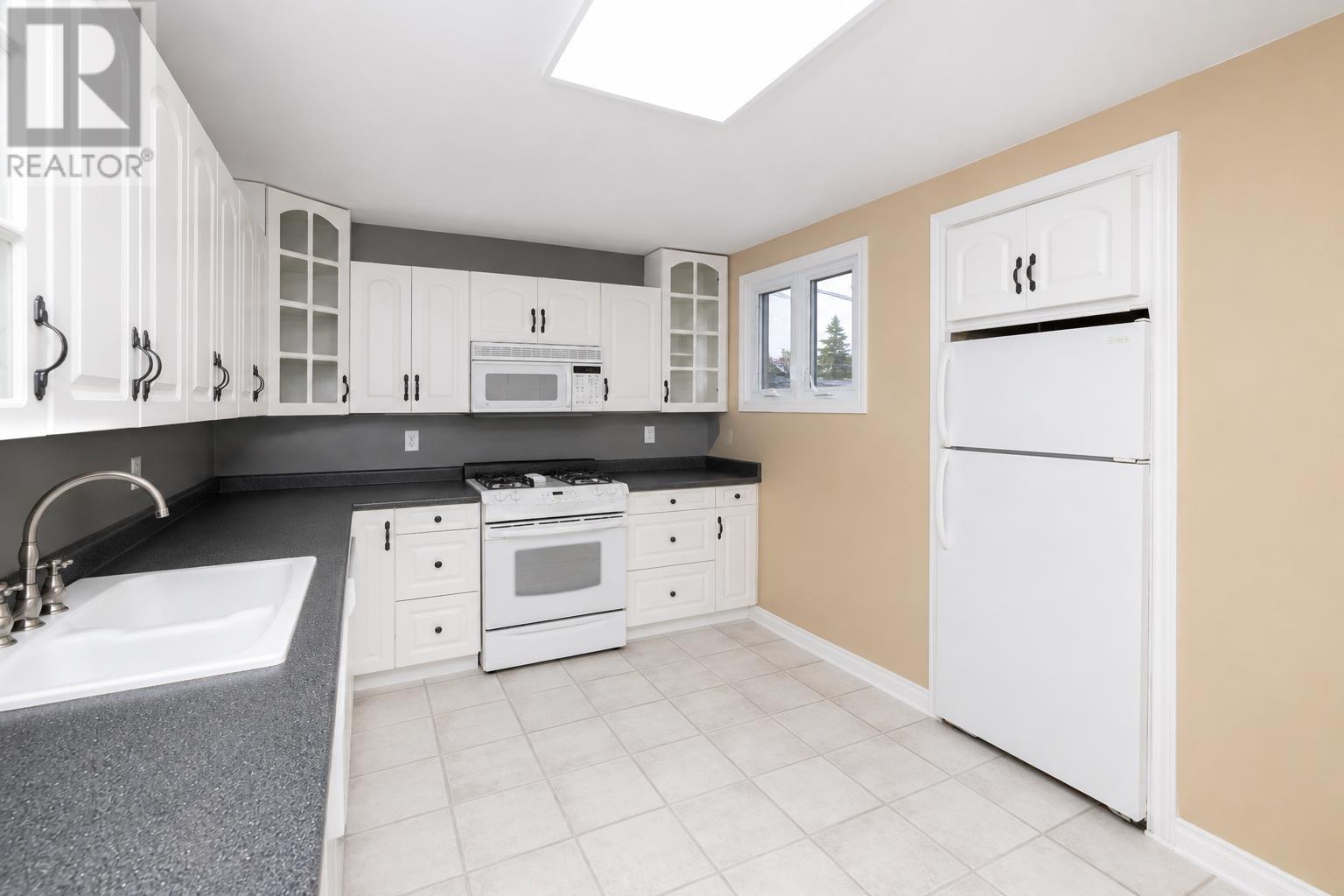 129 Heron St, Thunder Bay, Ontario  P7C 2M2 - Photo 6 - TB2602285