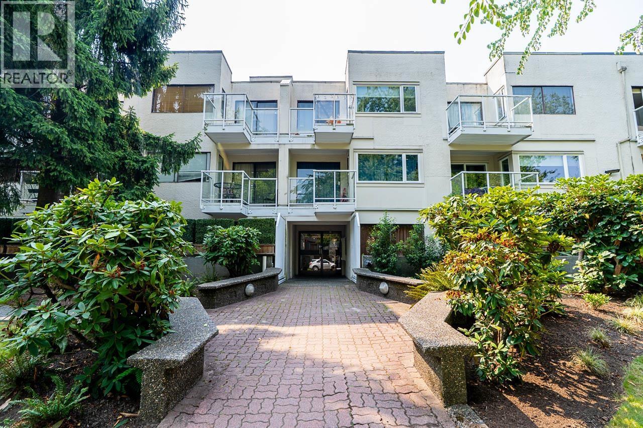 302 830 E. 7TH AVENUE, Vancouver, British Columbia