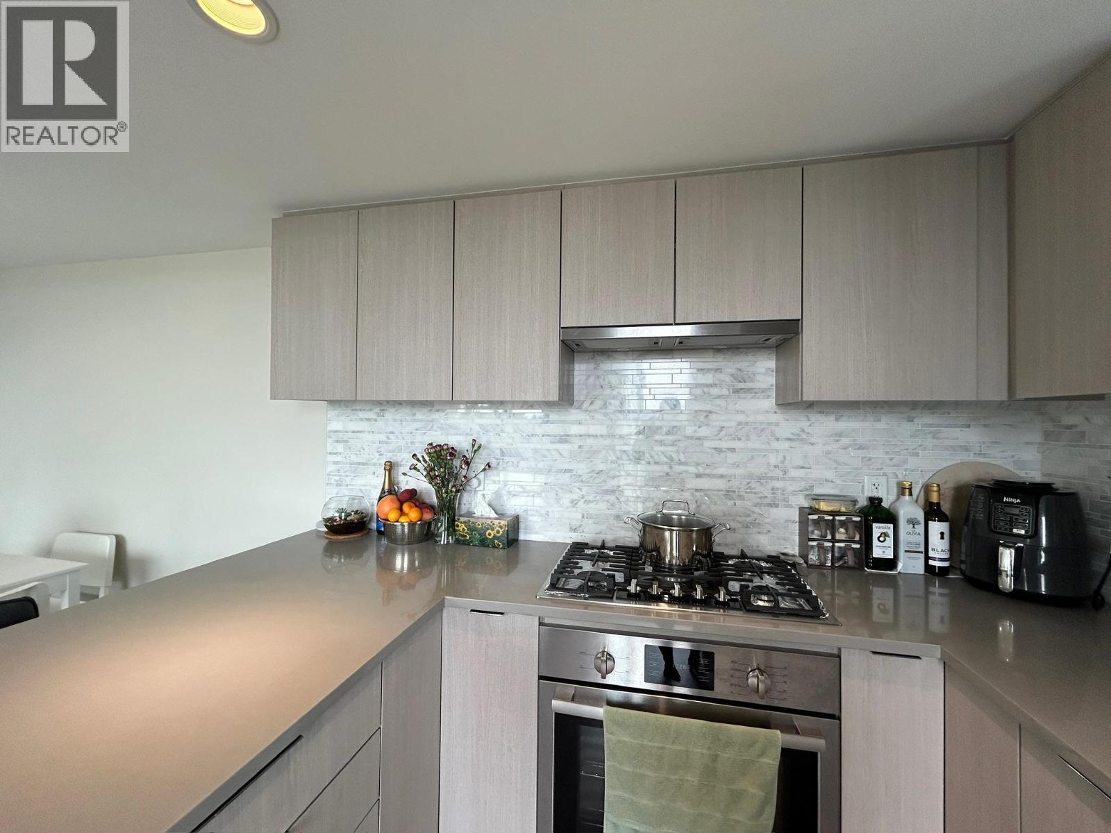 1803 1182 Westwood Street, Coquitlam, British Columbia  V3B 0T9 - Photo 8 - R3153733