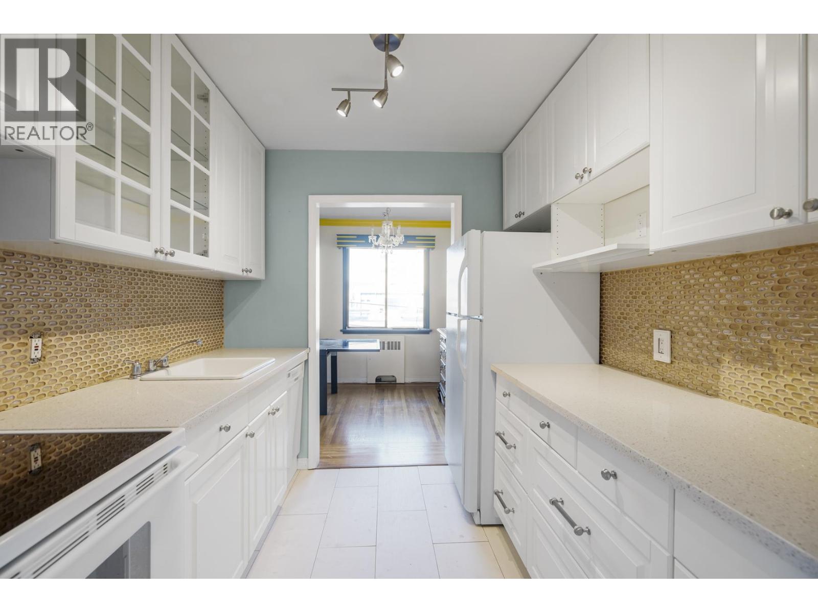 205 1695 W 10th Avenue, Vancouver, British Columbia V6J 2A2 - Photo 8 - R3153736