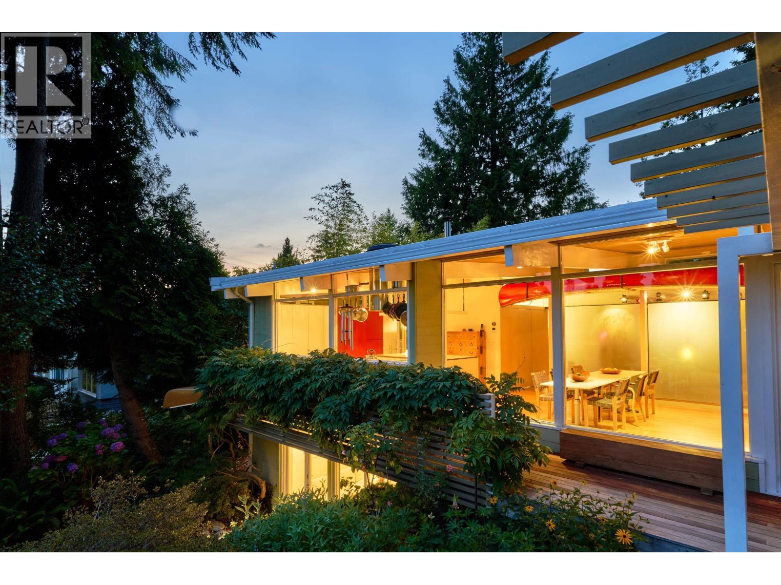 1715 W 68th Avenue, Vancouver, British Columbia V6P 2V9 - Photo 40 - R3153726