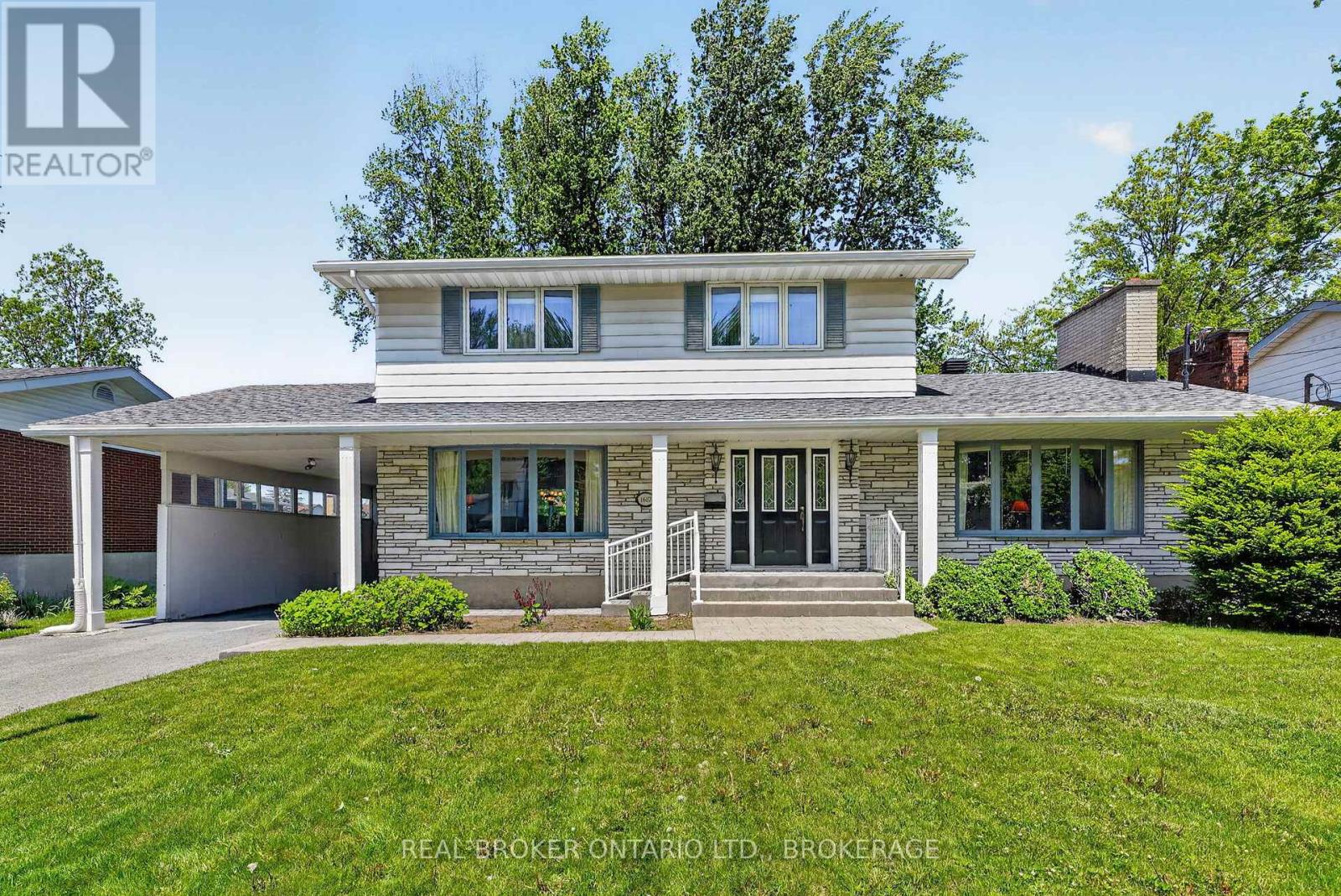 1607 CHARLES STREET, Cornwall, Ontario