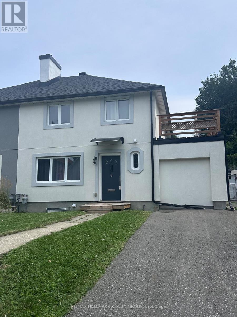 205 BLACKBURN AVENUE, Ottawa, Ontario